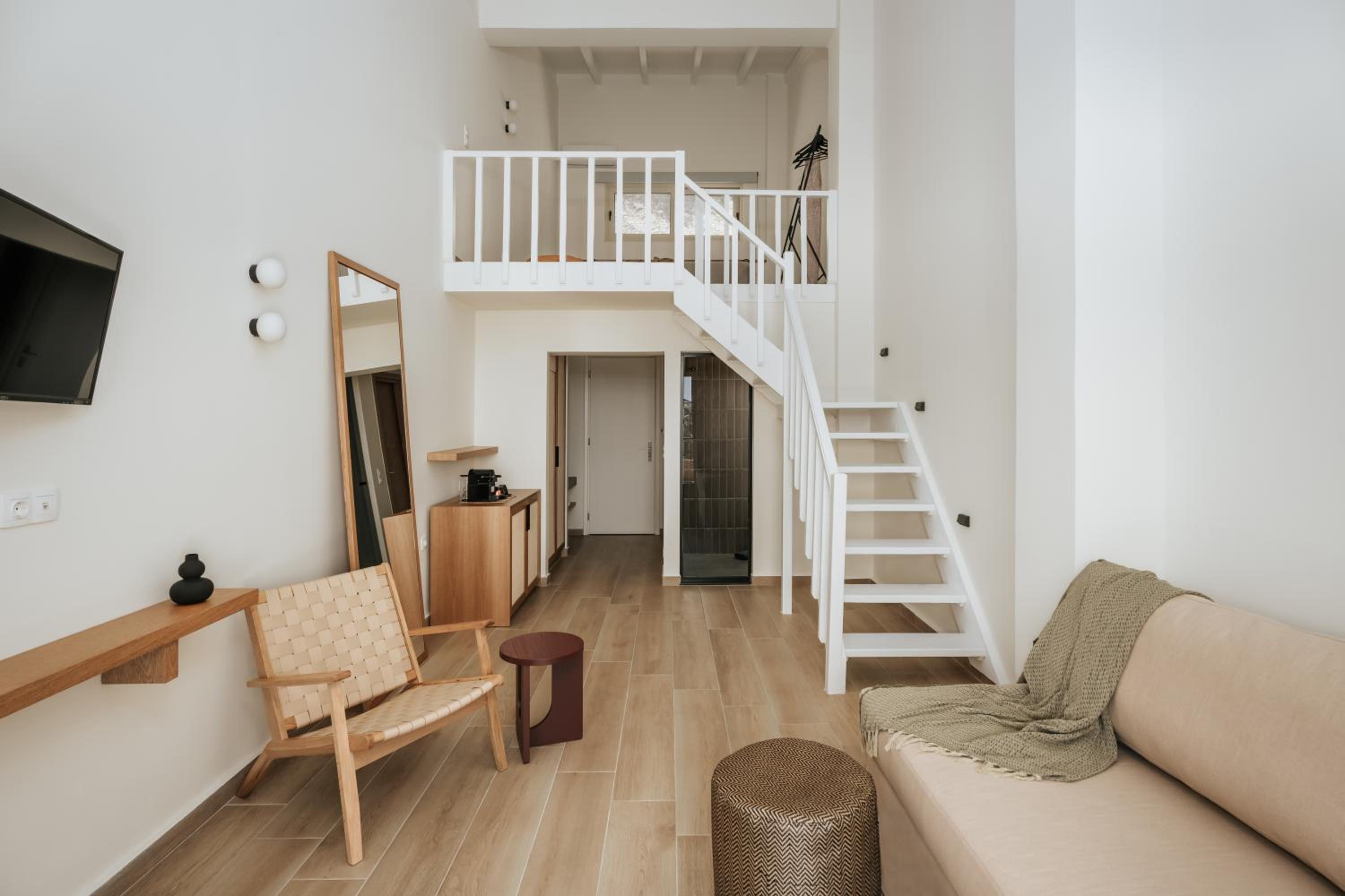 Loft Suite Sea View thumbnail 5
