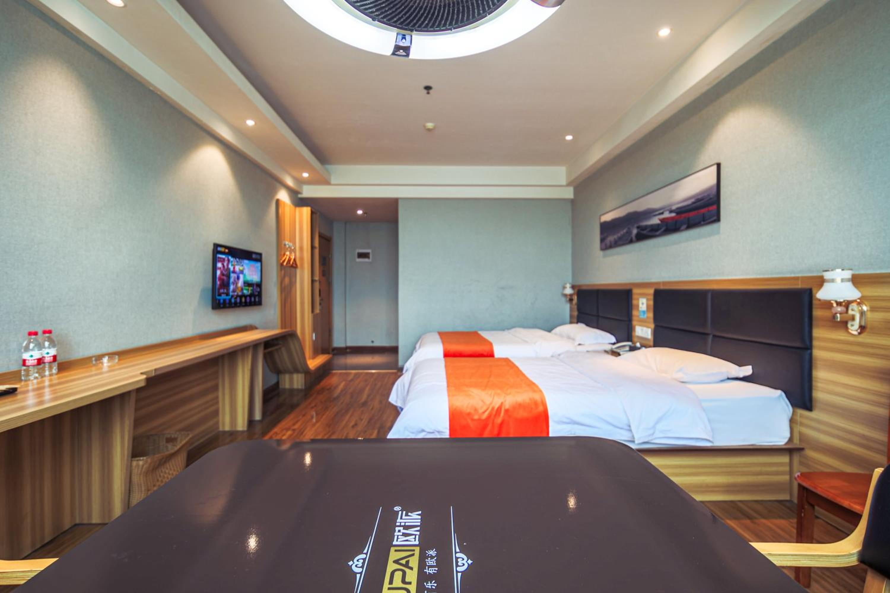 Deluxe Double Room with Entertainment 