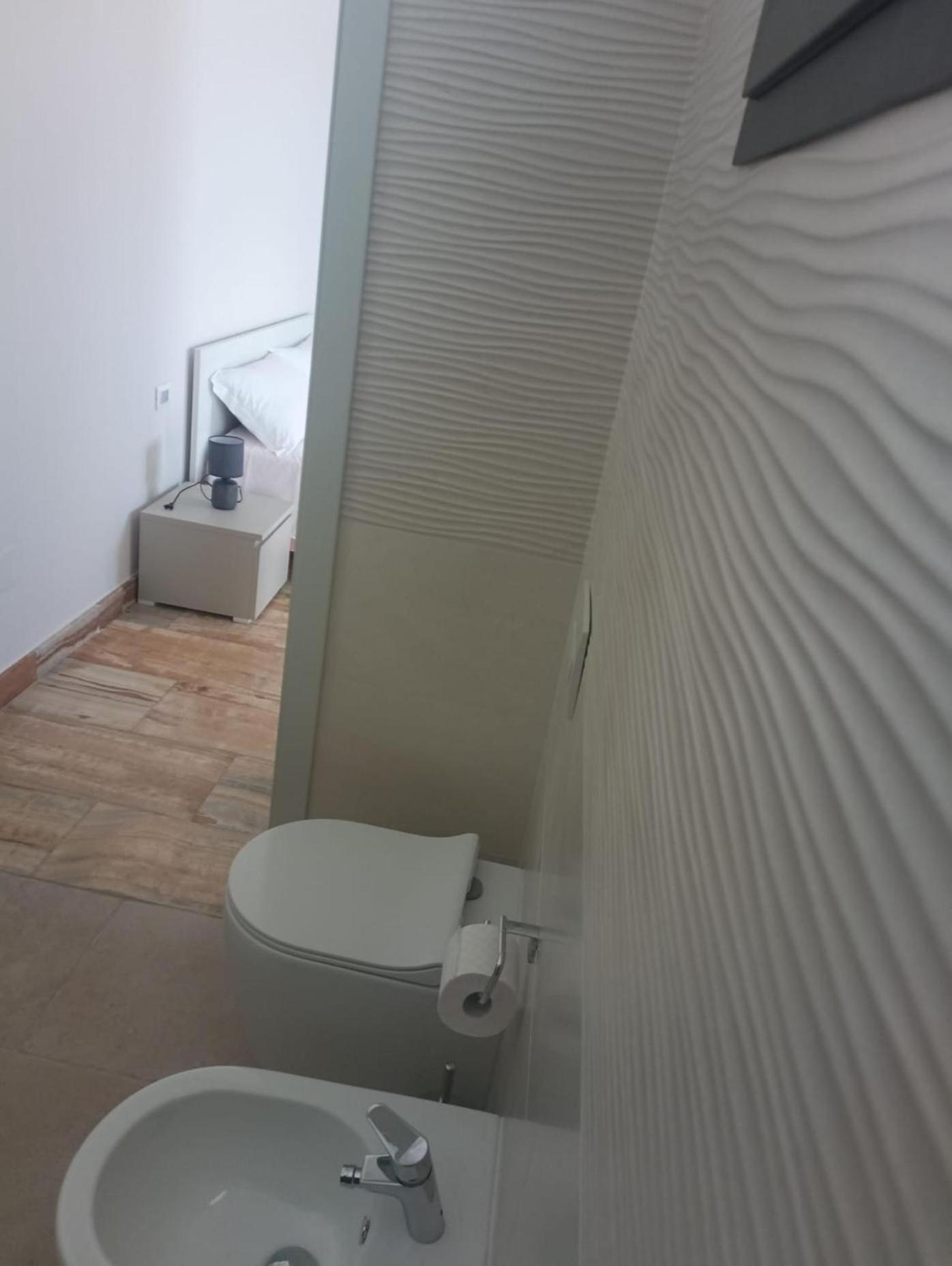 Double or Twin Room - Photo 5
