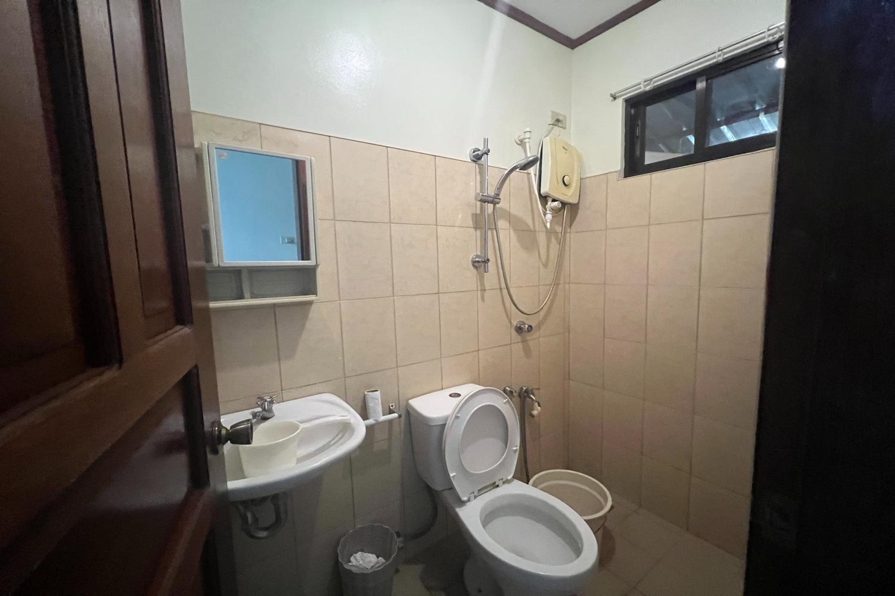 Deluxe Room - Photo 4