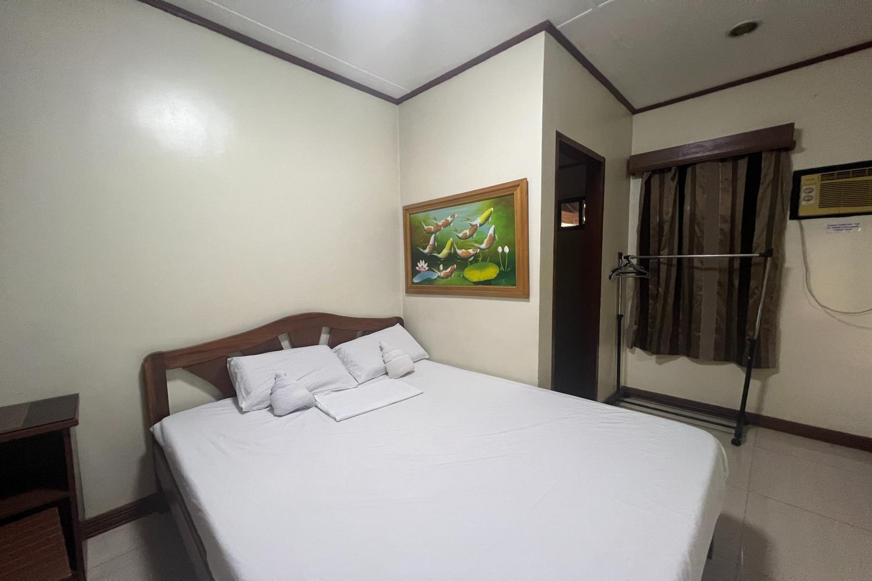Deluxe Room - Photo 2