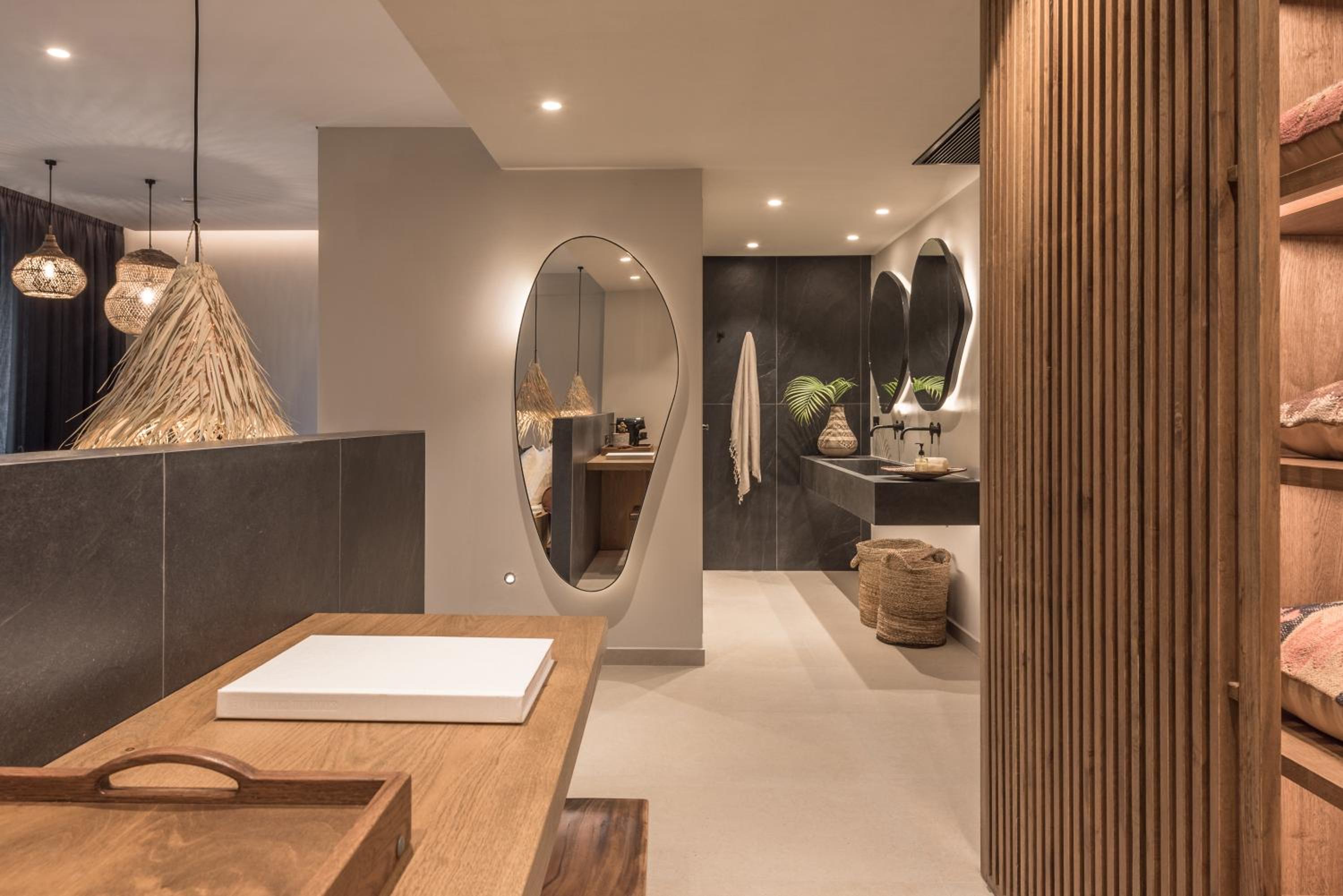 Suite with Jacuzzi - Photo 6