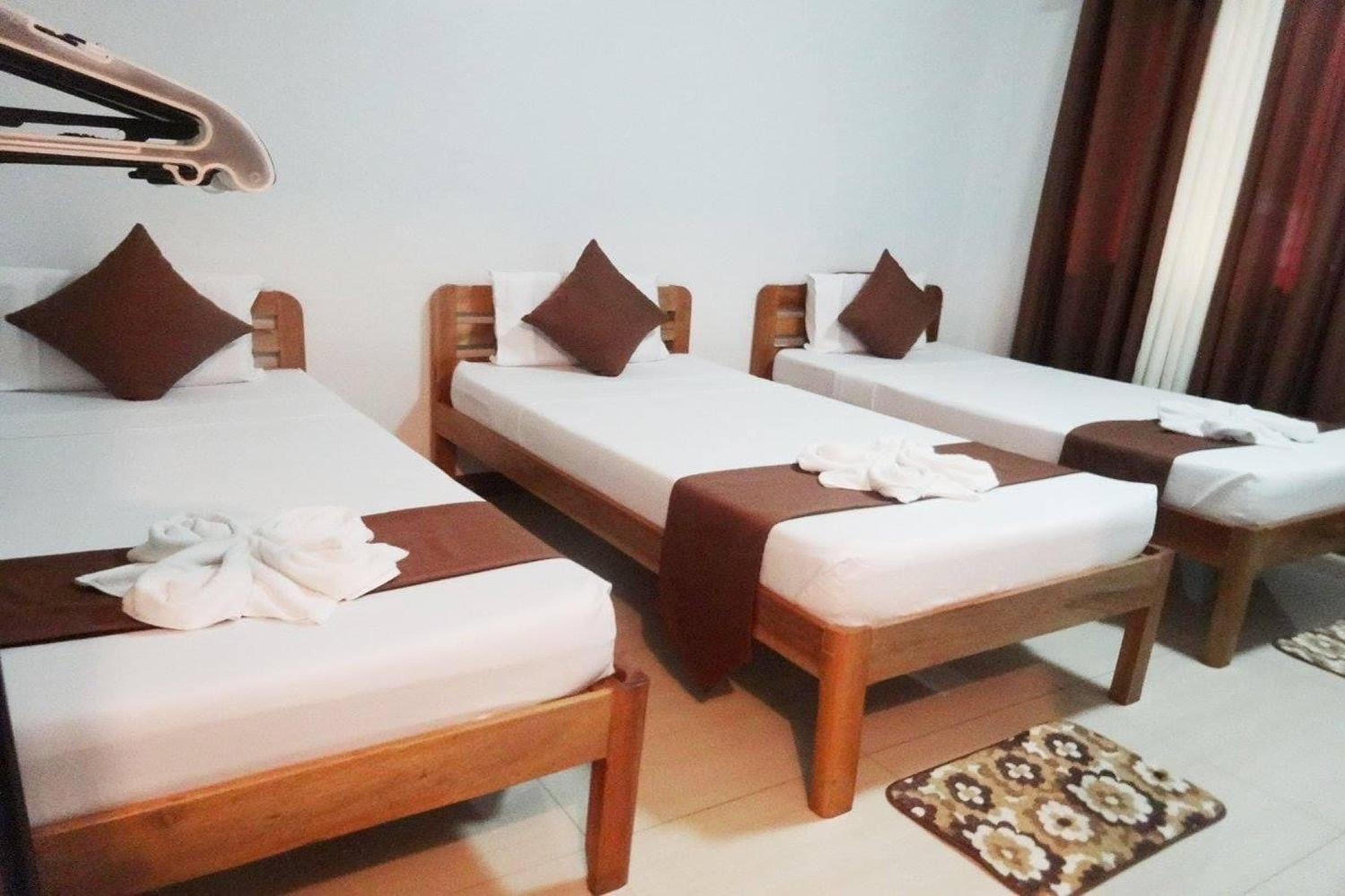 Triple Room - Photo 5