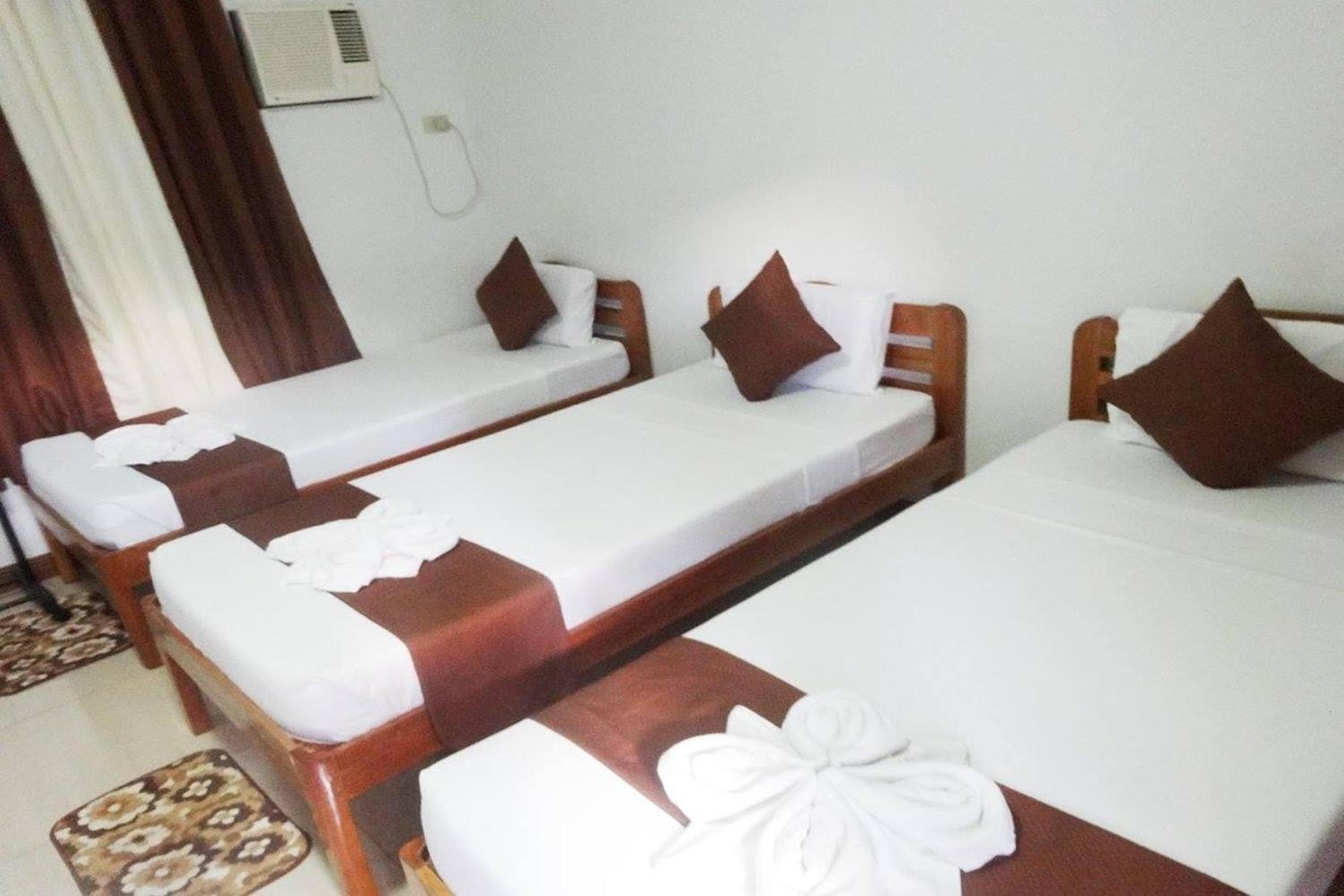 Triple Room - Photo 1