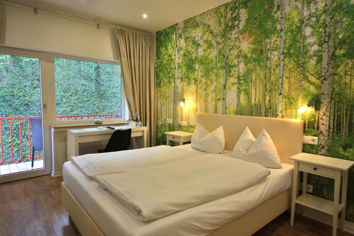 Double Room - Photo 11