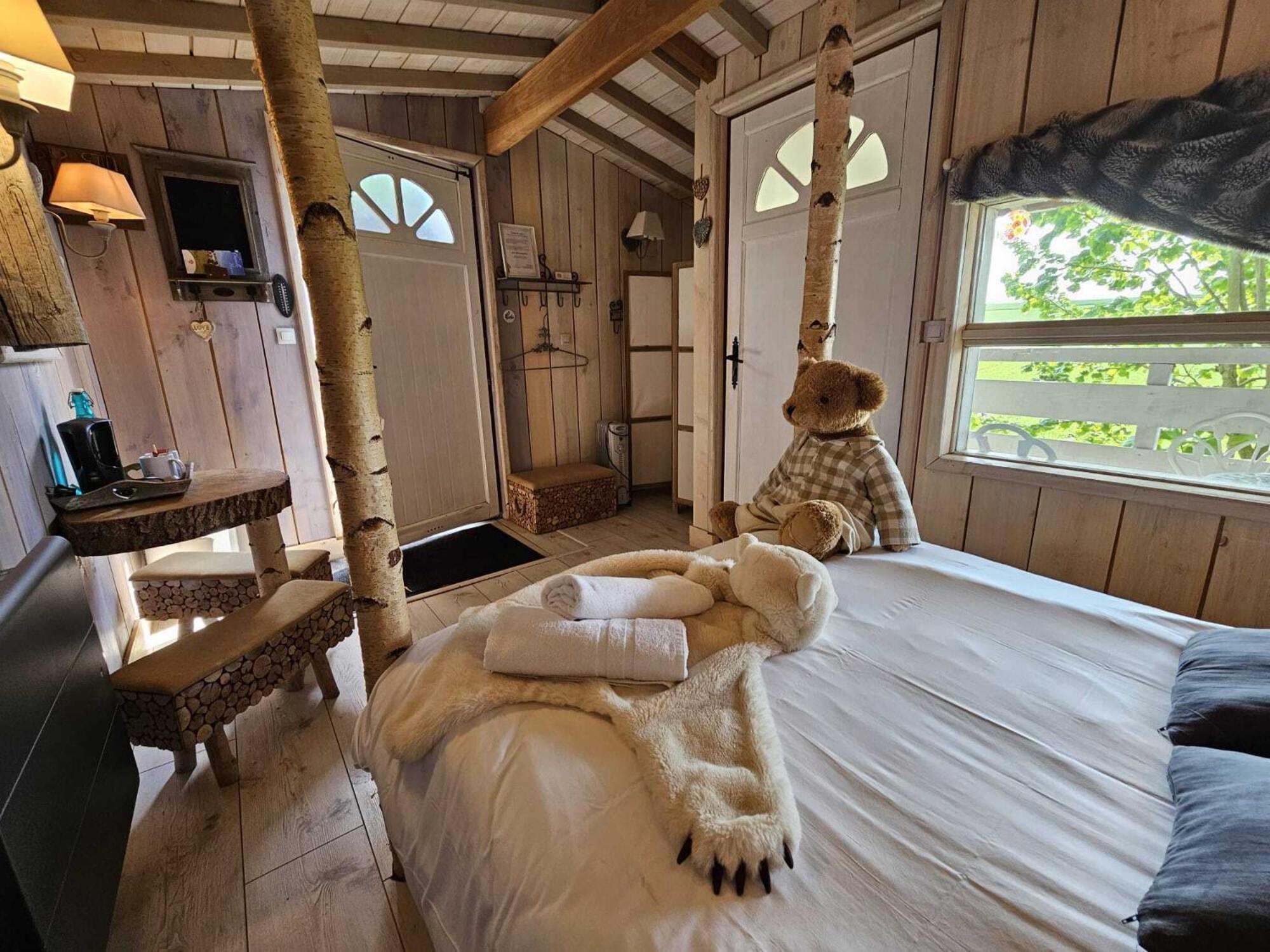 Perched Tree house - L'Ourson Blanc - Photo 14