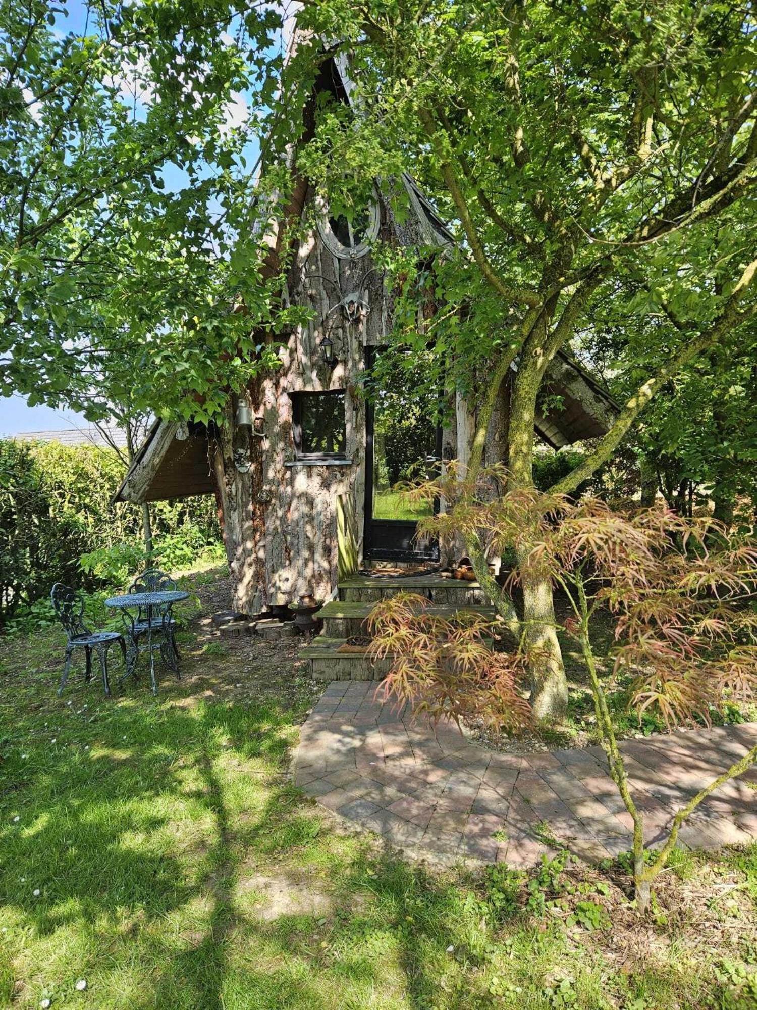 Double Room with Garden View - Photo 9