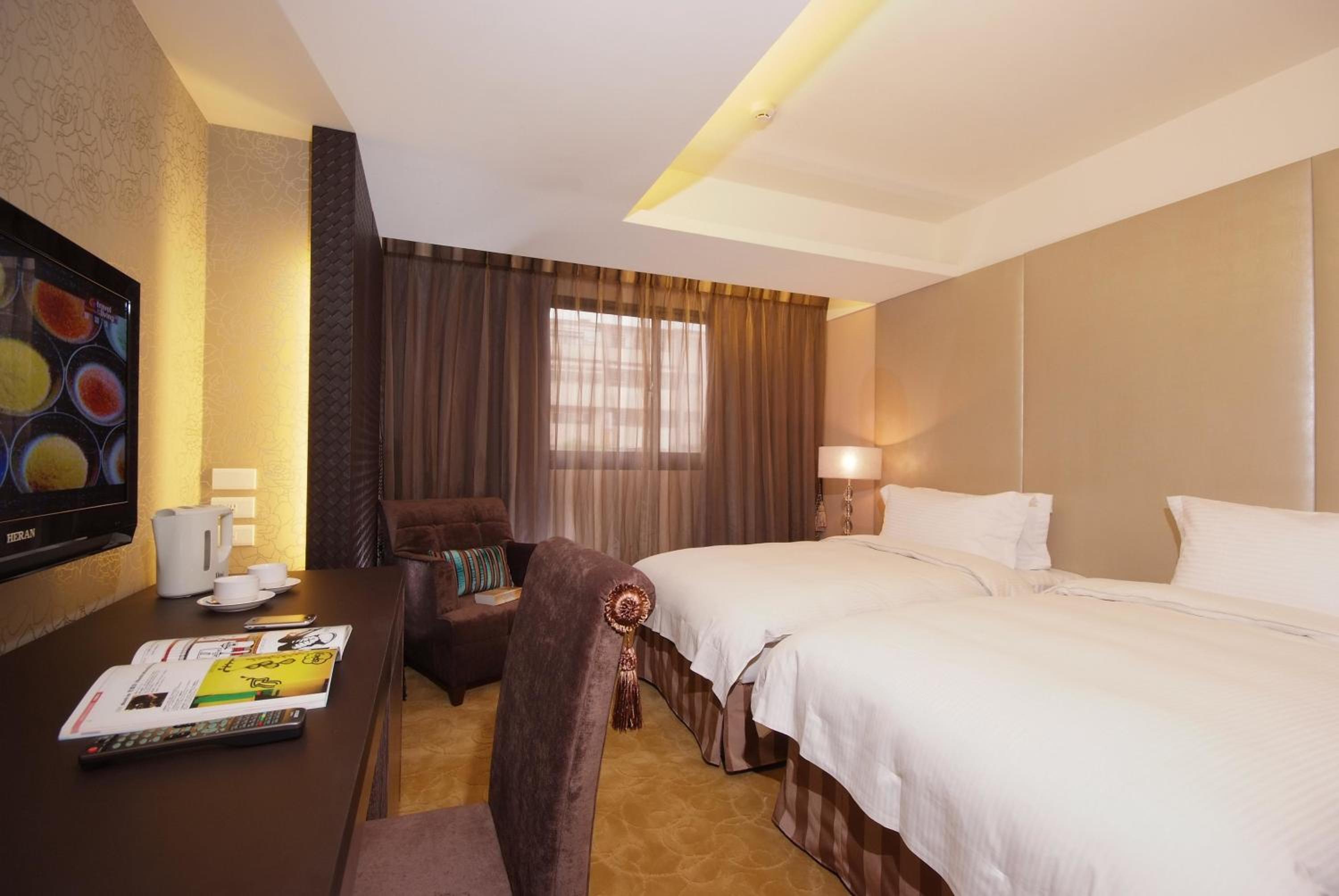 Standard Twin Room