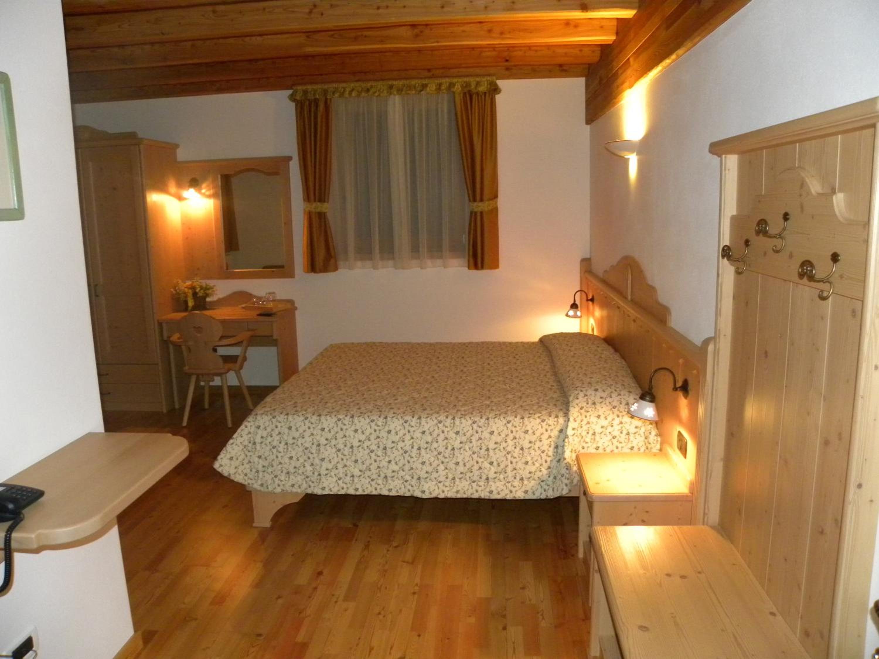 Double Room with Private Bathroom - Photo 1