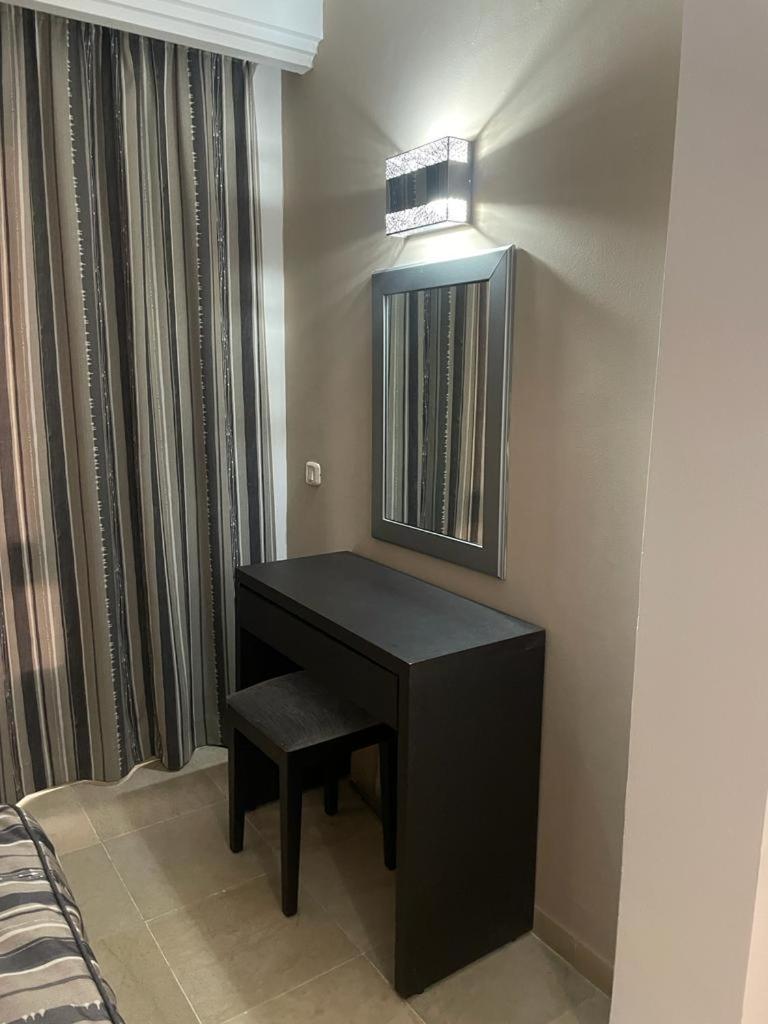 Apartment with Terrace photo 3