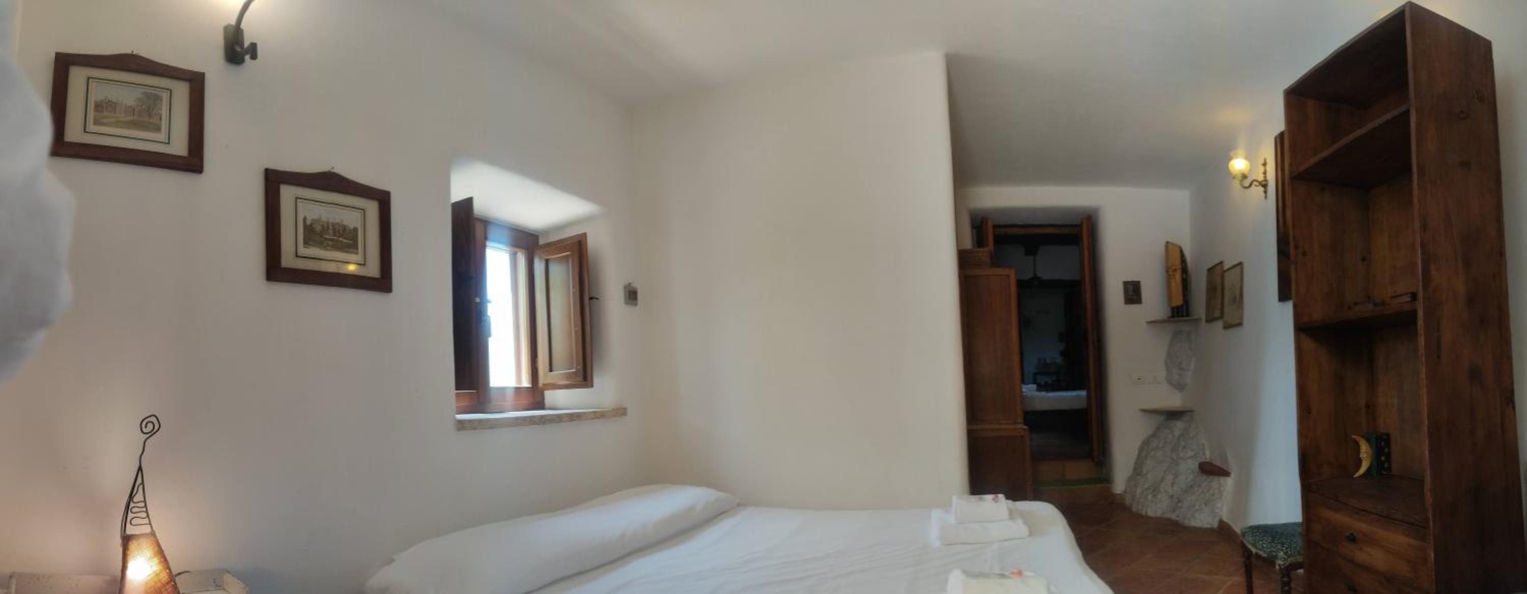 Two-Bedroom Apartment with Terrace - Photo 31