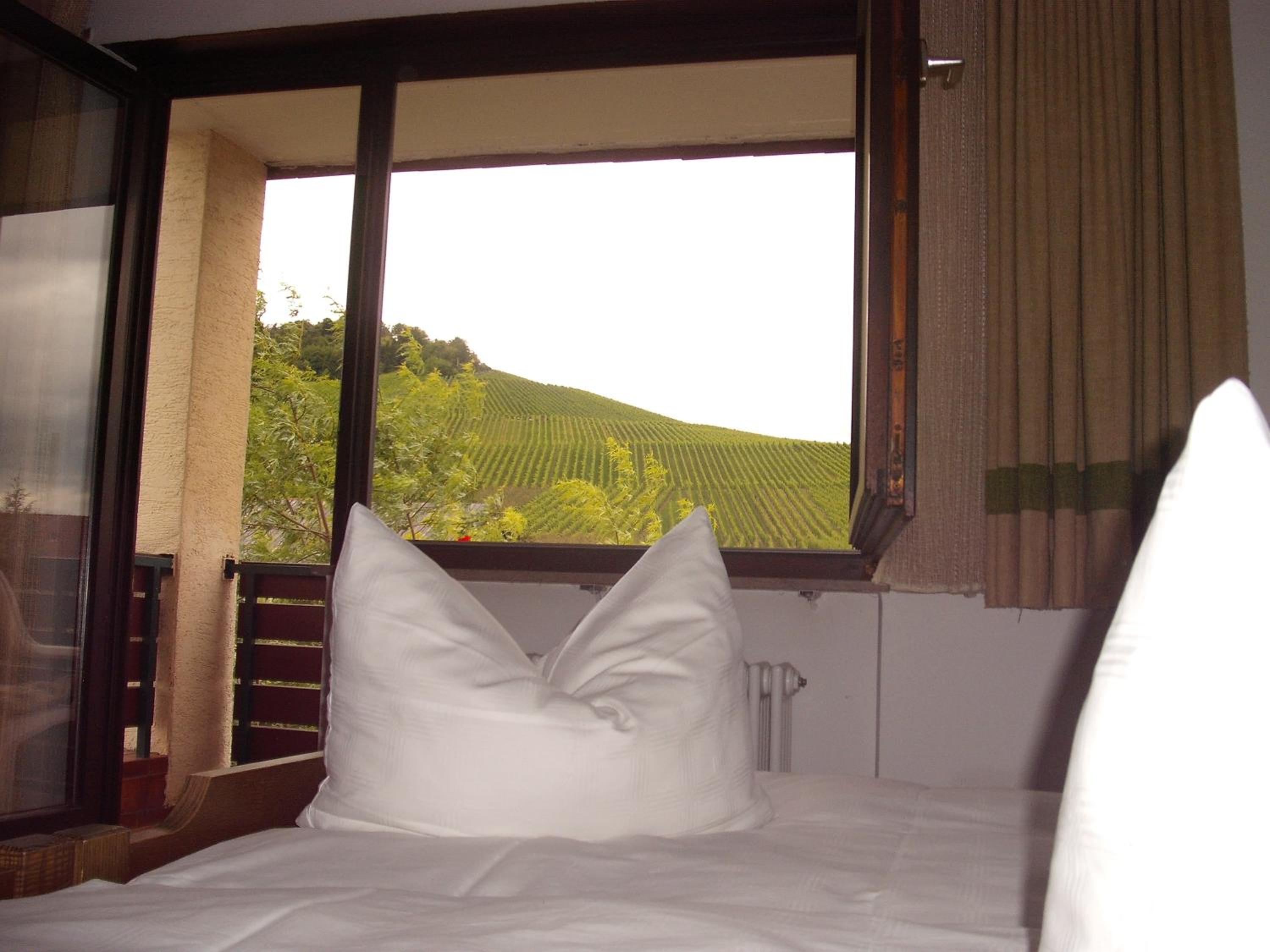 Double Room - Photo 5