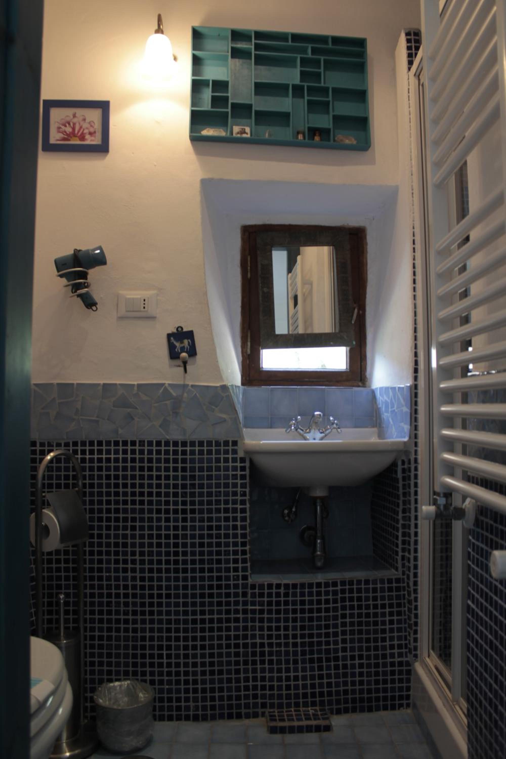 Three-Bedroom Apartment - Photo 23