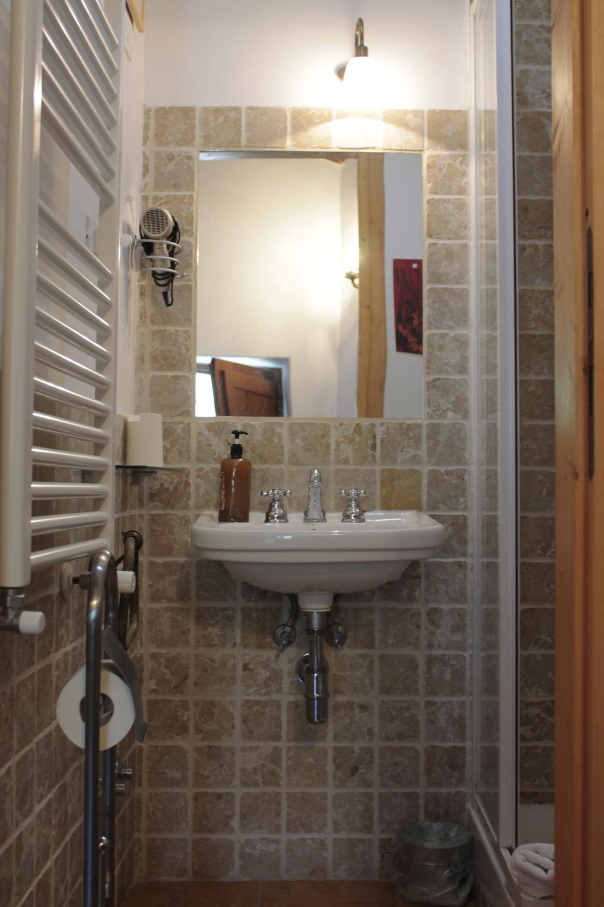 Three-Bedroom Apartment - Photo 8