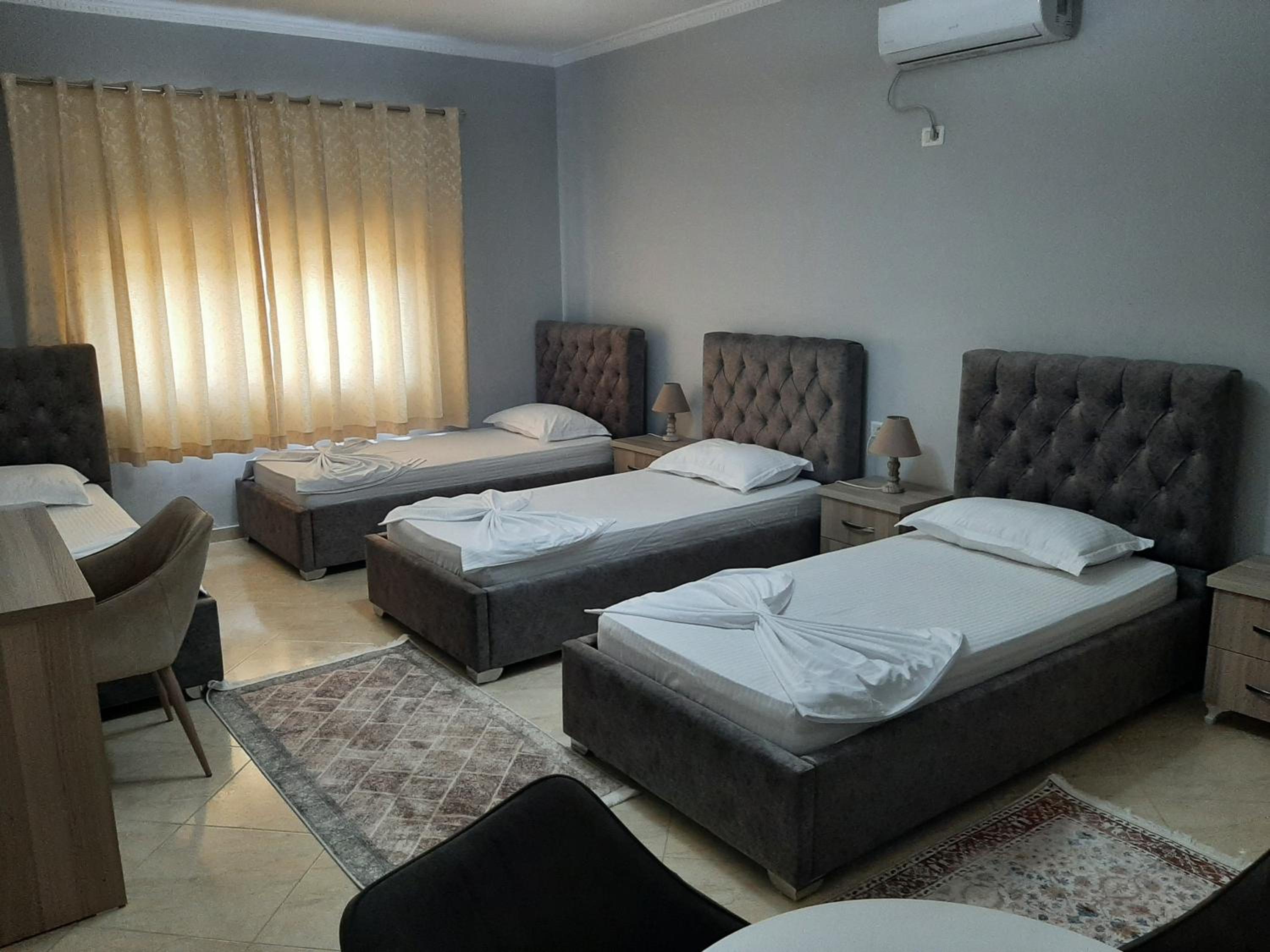Mixed Dormitory Room