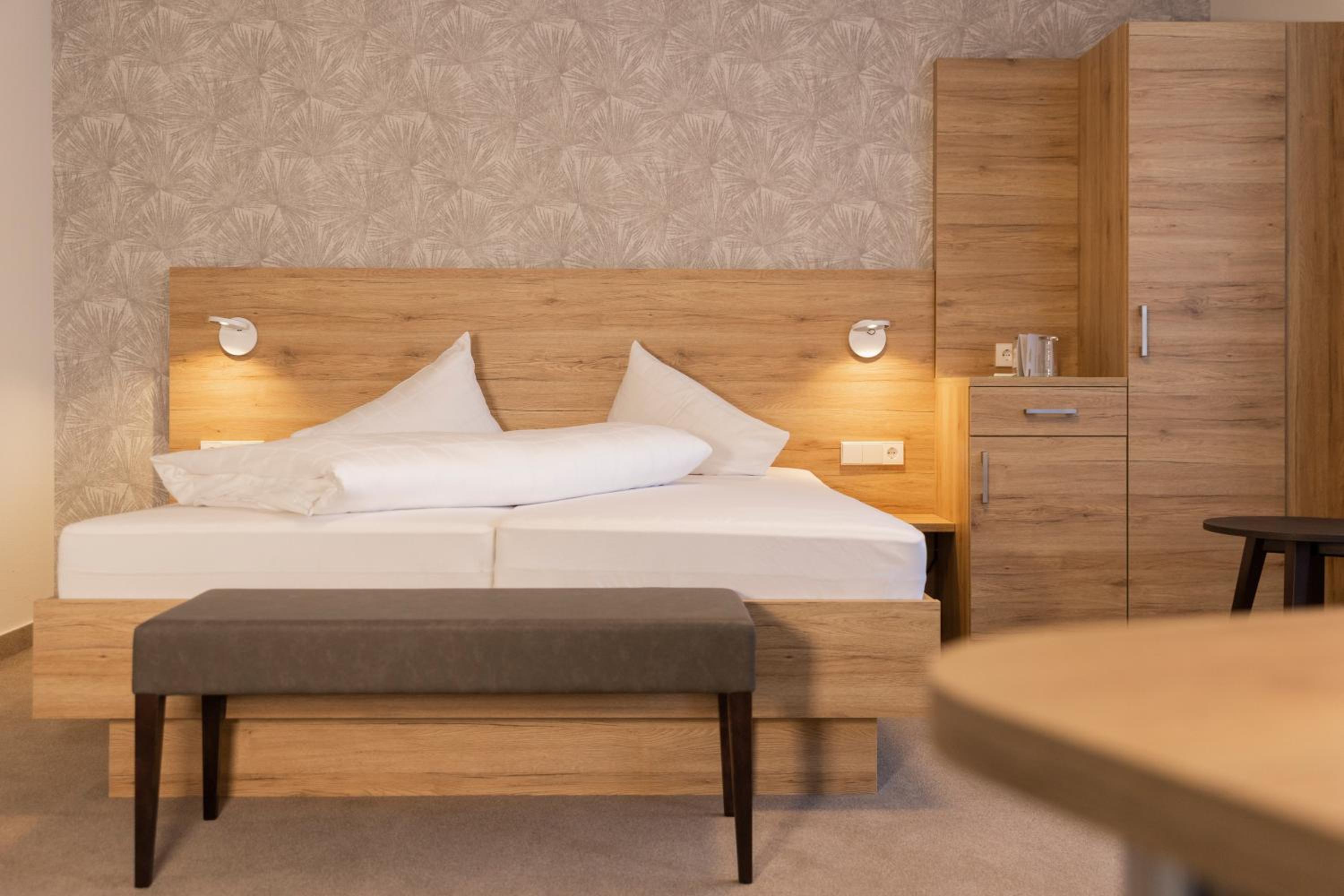 Standard Double Room - Photo 3