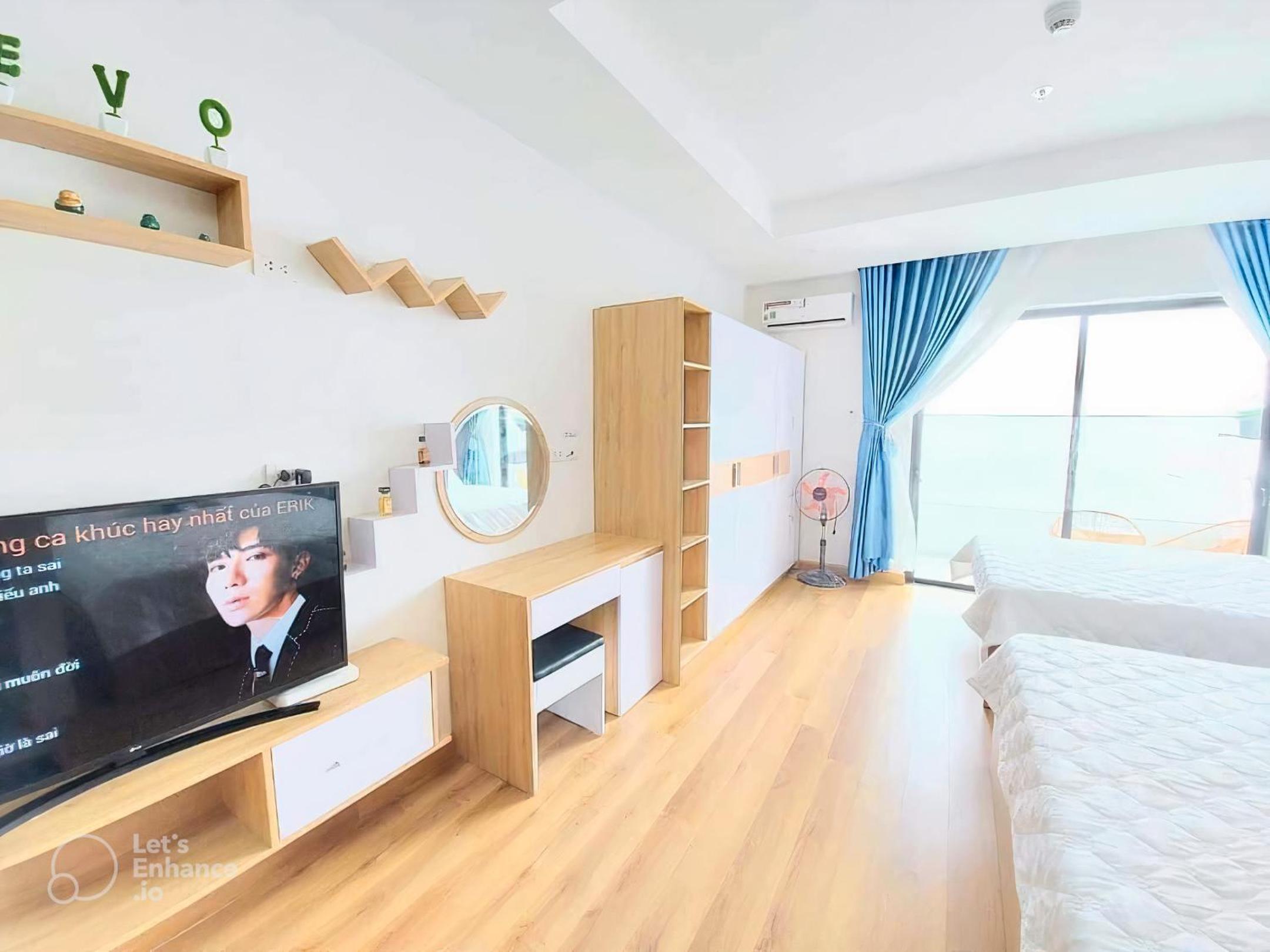 Studio Apartment with Sea View photo 3