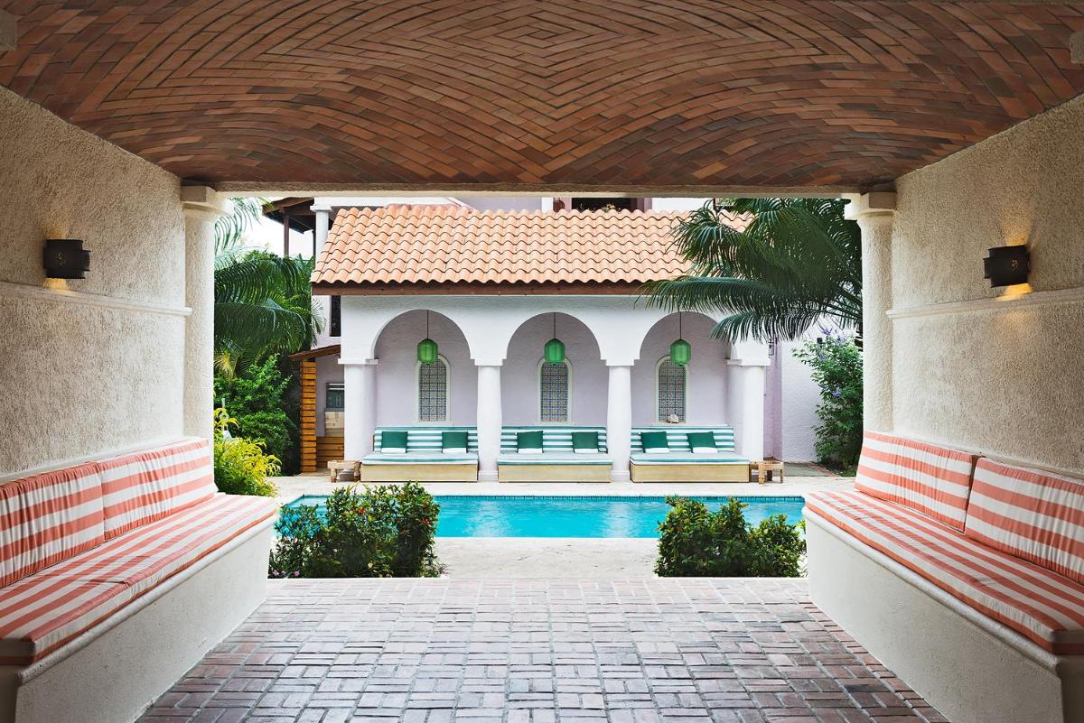 indoor pool