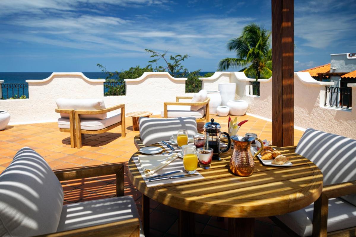 outdoor BBQ area