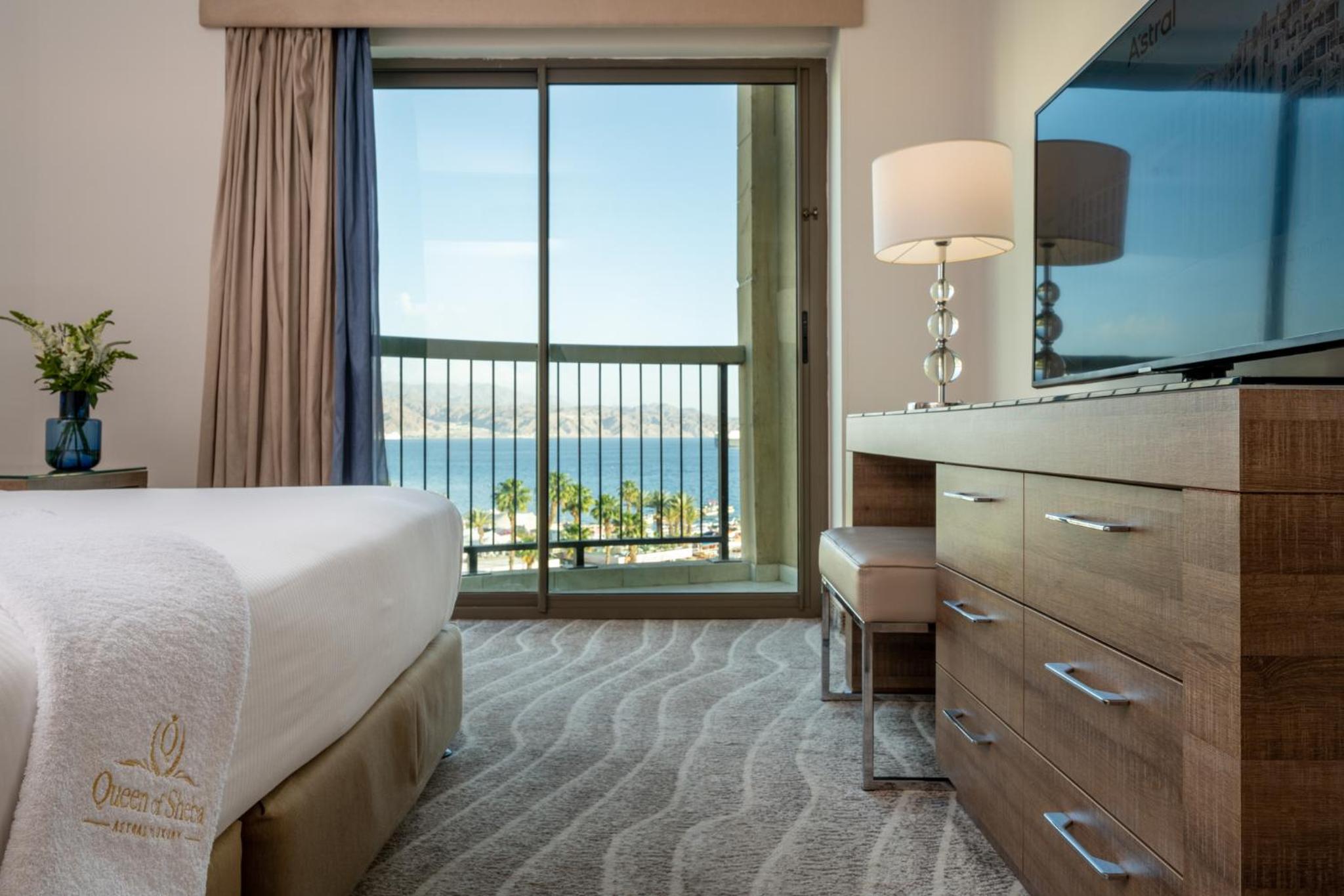 מלון מלכת שבא אילת — Junior Suite With A French Balcony