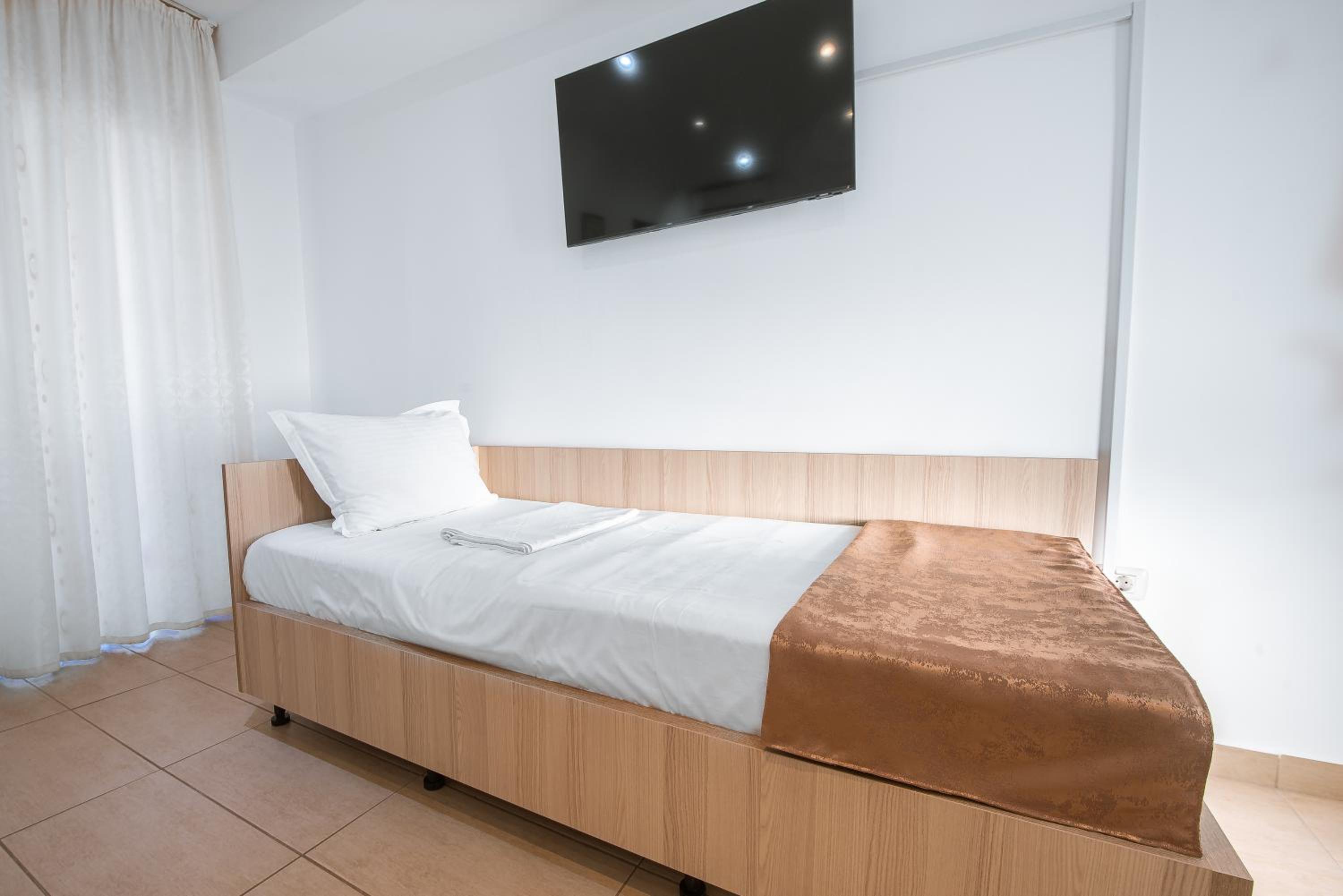 Standard Double Room with Balcony photo 2