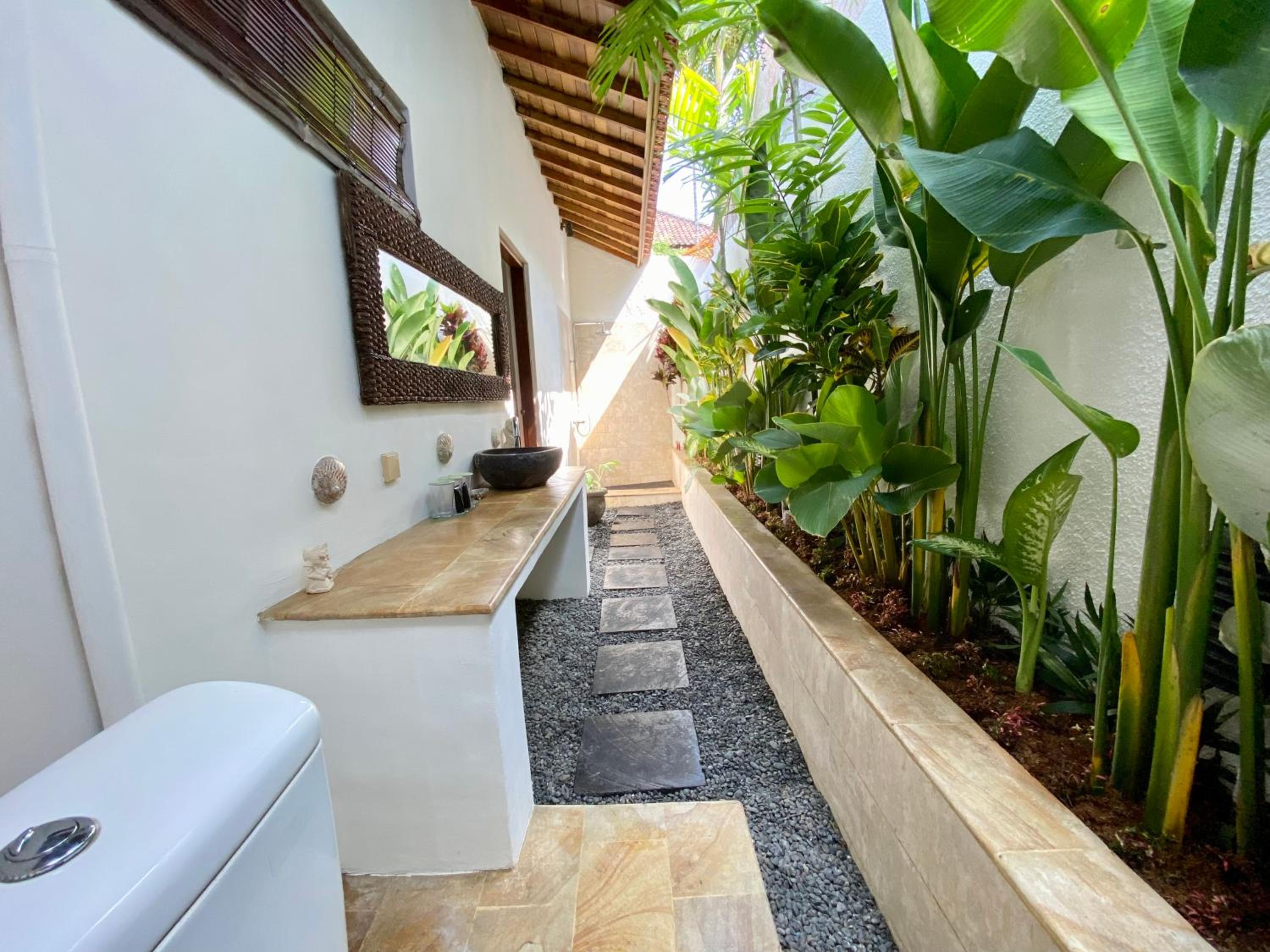 Two-Bedroom Villa - Photo 31