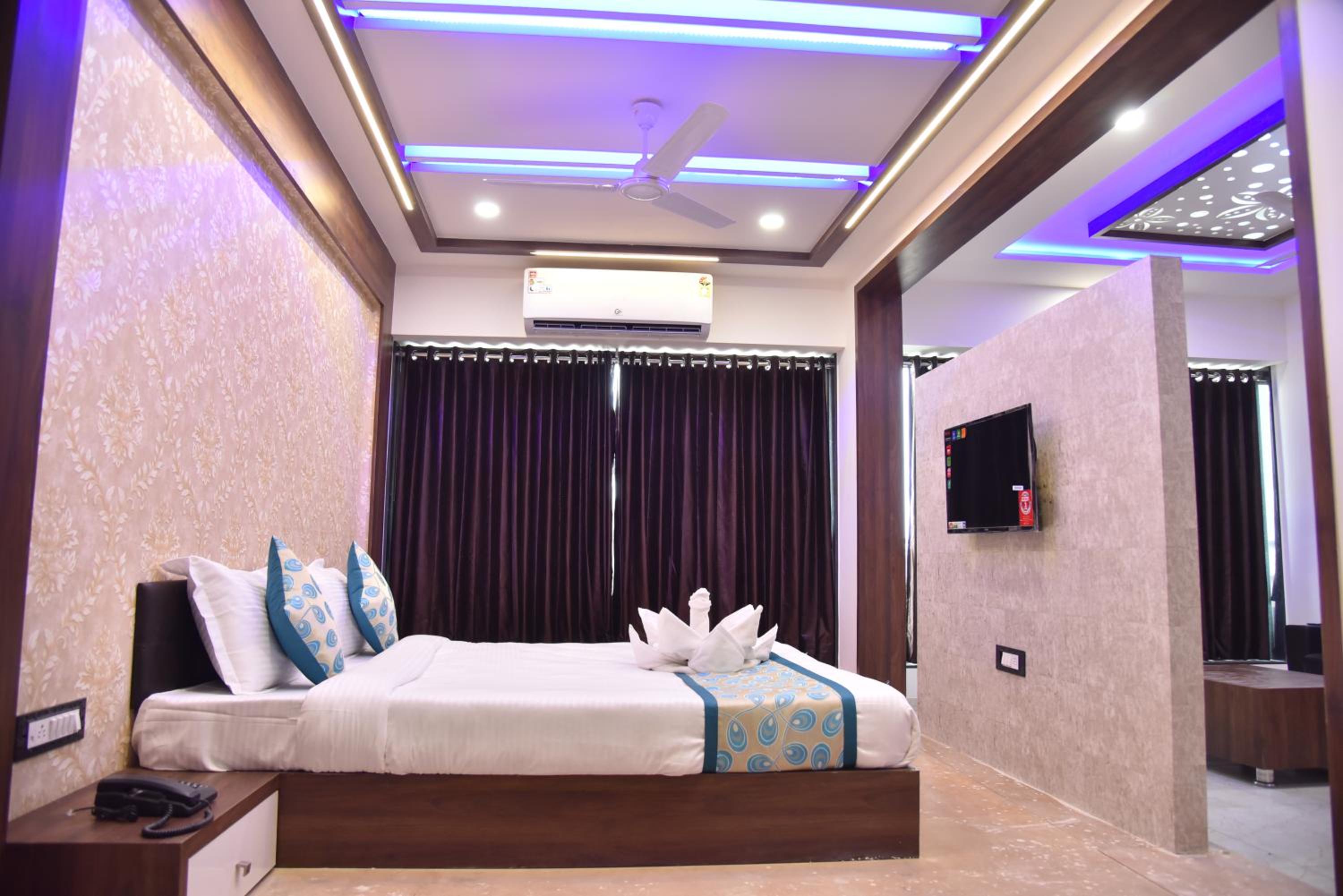 Deluxe Suite photo 1