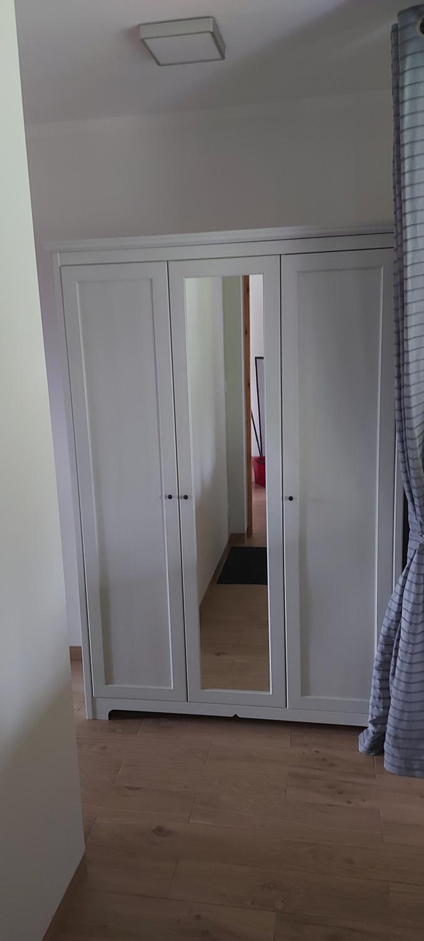 Deluxe Double Room with Shower - Photo 8