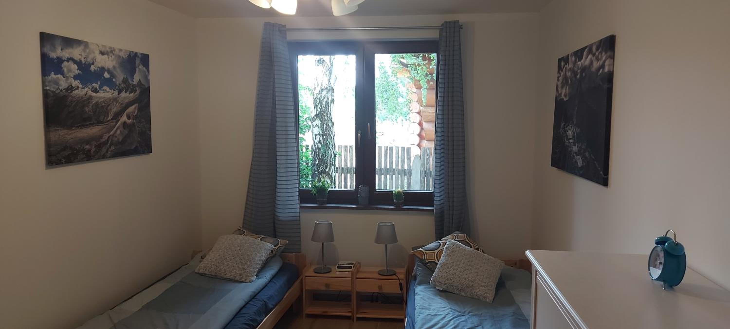 Deluxe Double Room with Shower - Photo 9