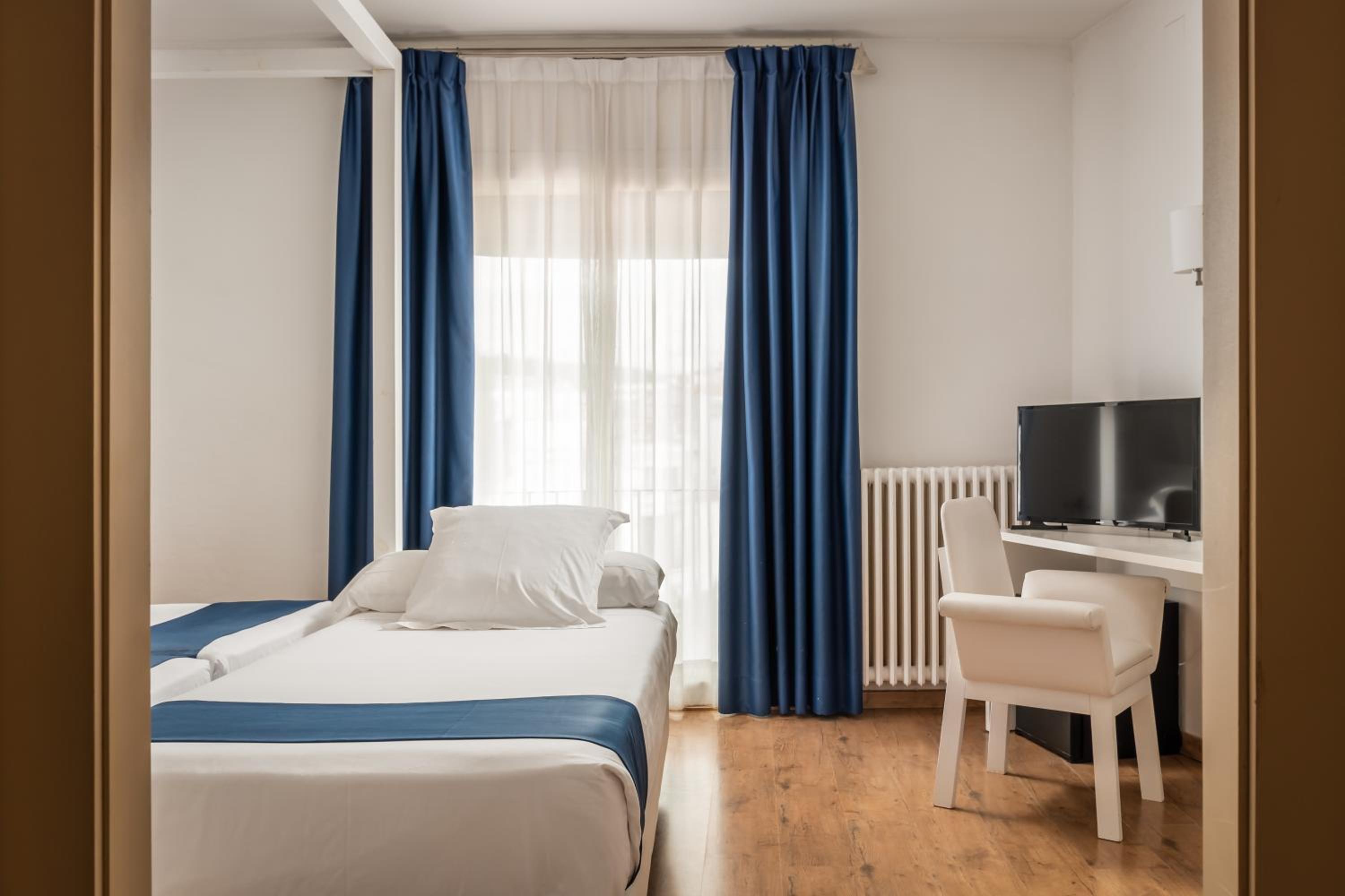 Triple Room - Photo 3