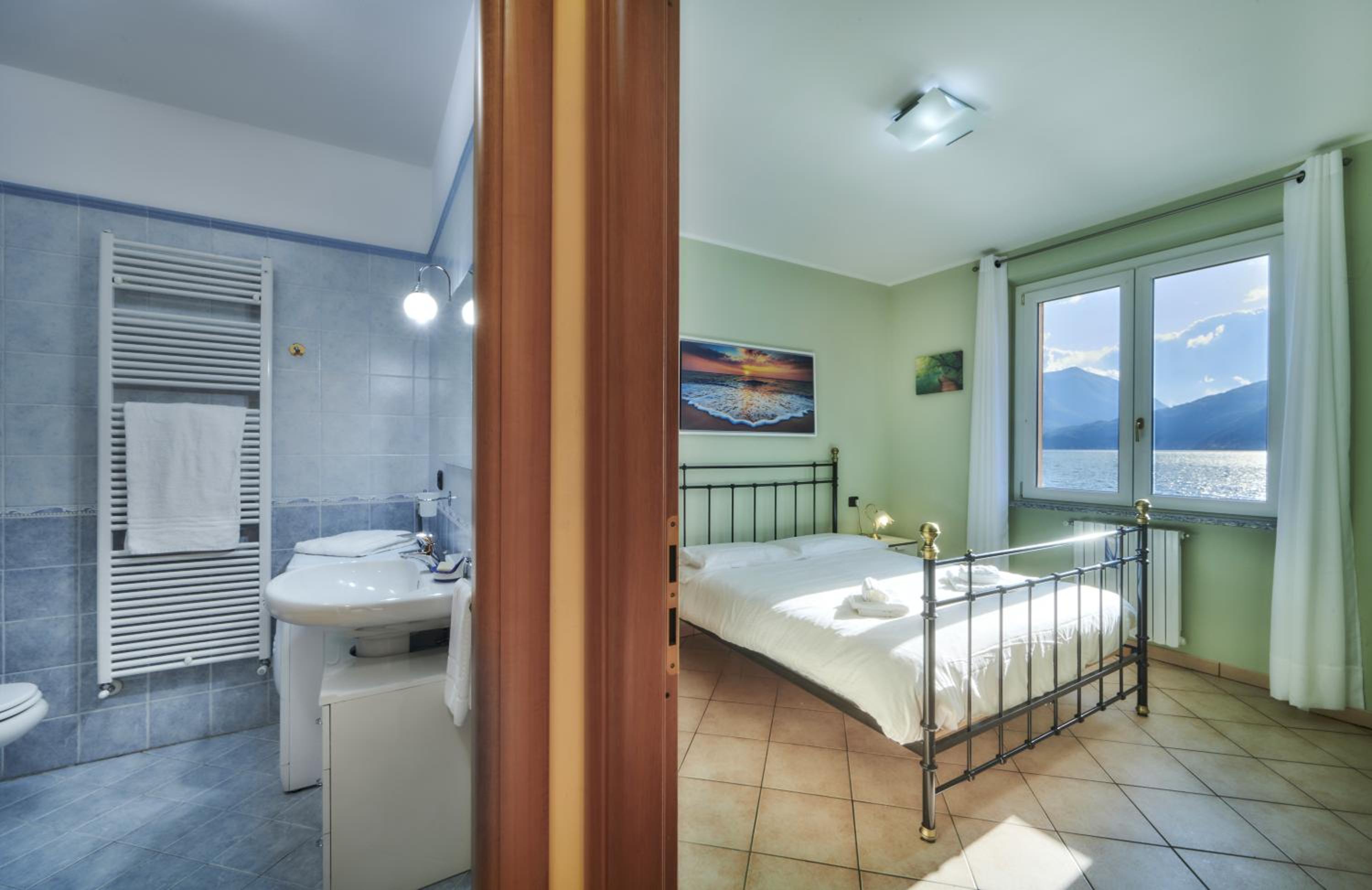 Superior One-Bedroom Apartment With Balcony