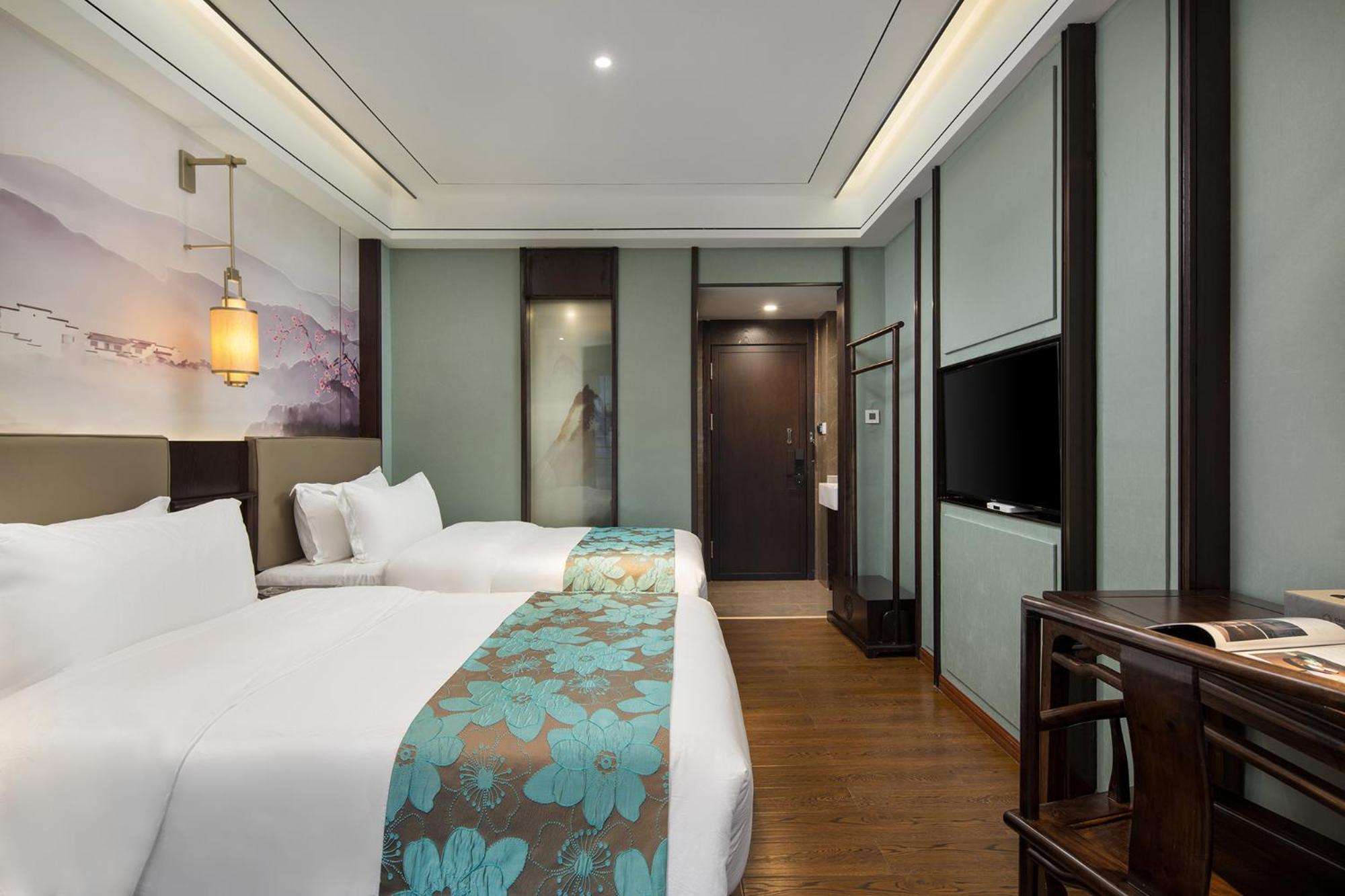 Deluxe Twin Room with River View photo 1