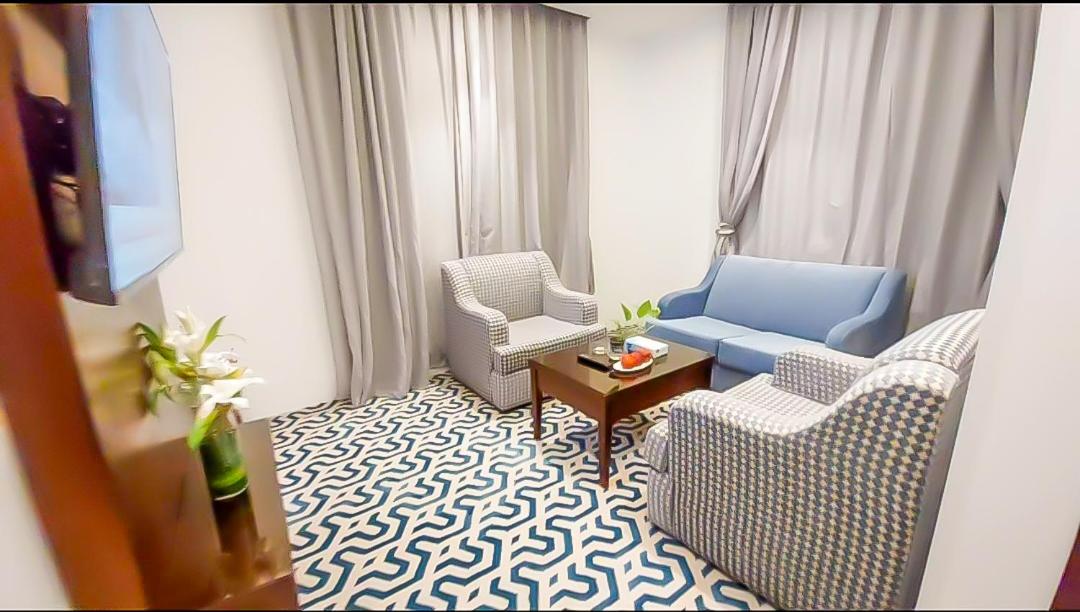 Apartment thumbnail 6