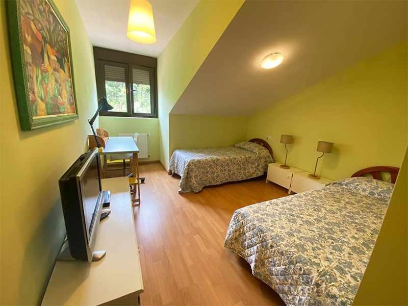Two-Bedroom Apartment photo 2