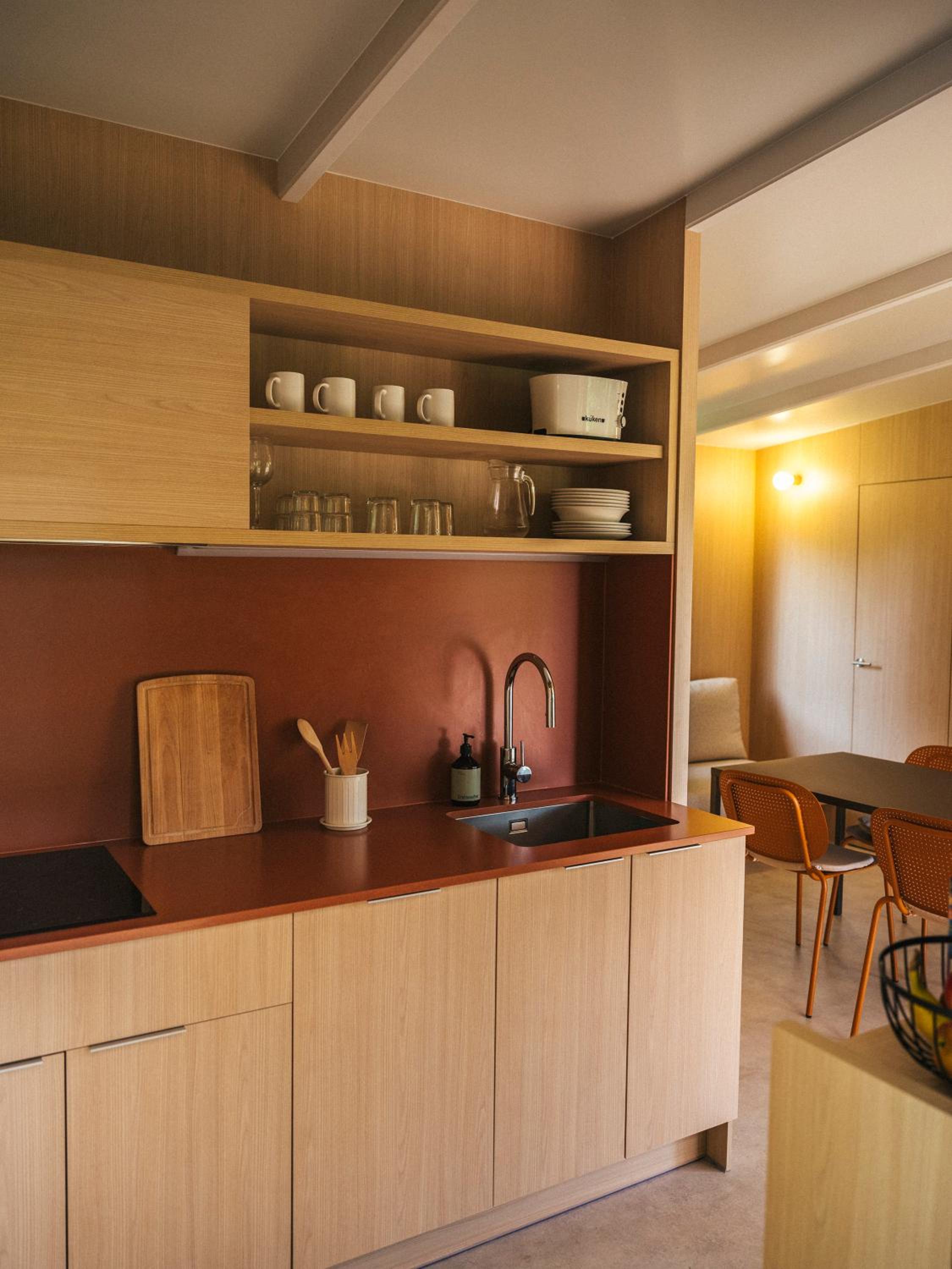 Mobile Home photo 3