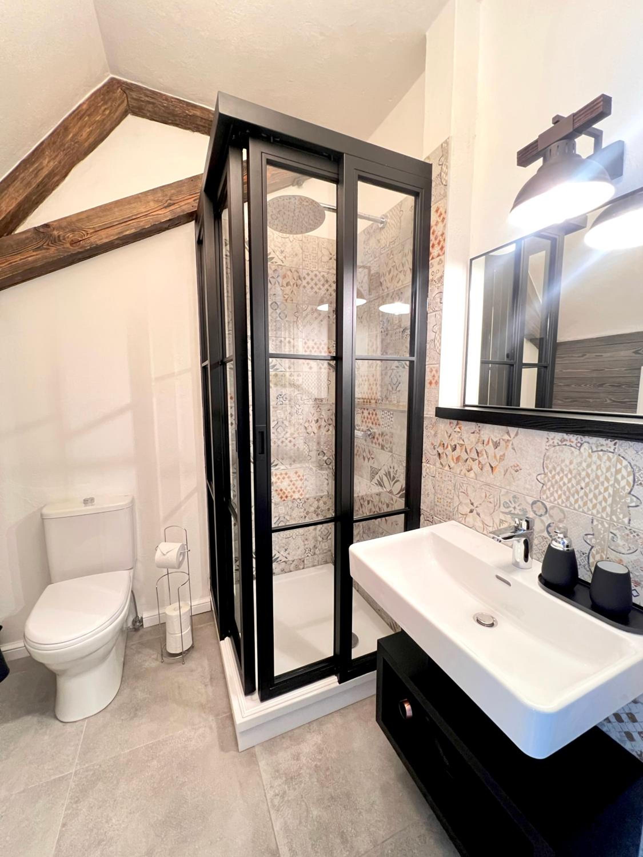 Double Room with Private Bathroom