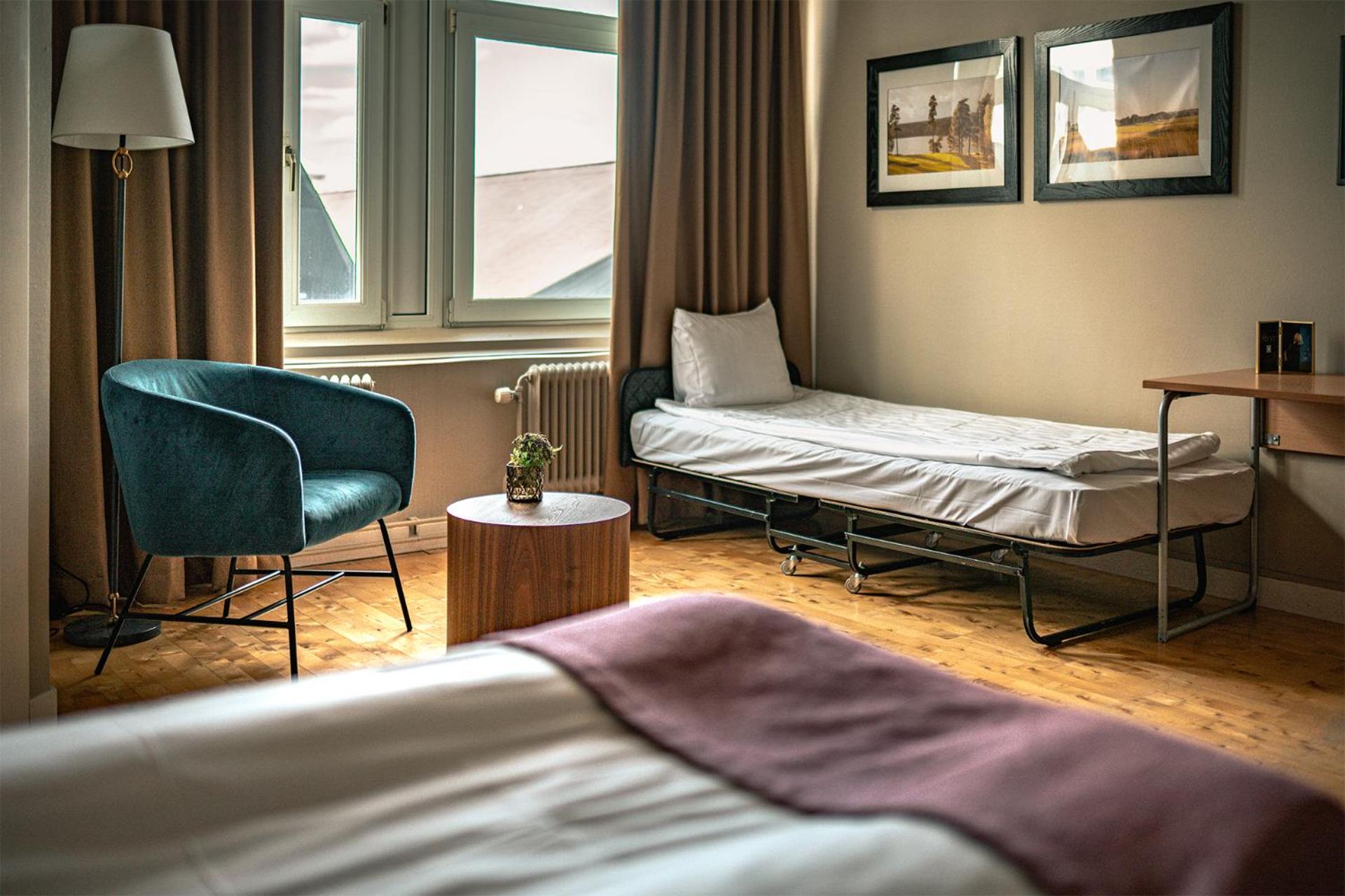Standard Twin Room - Photo 1