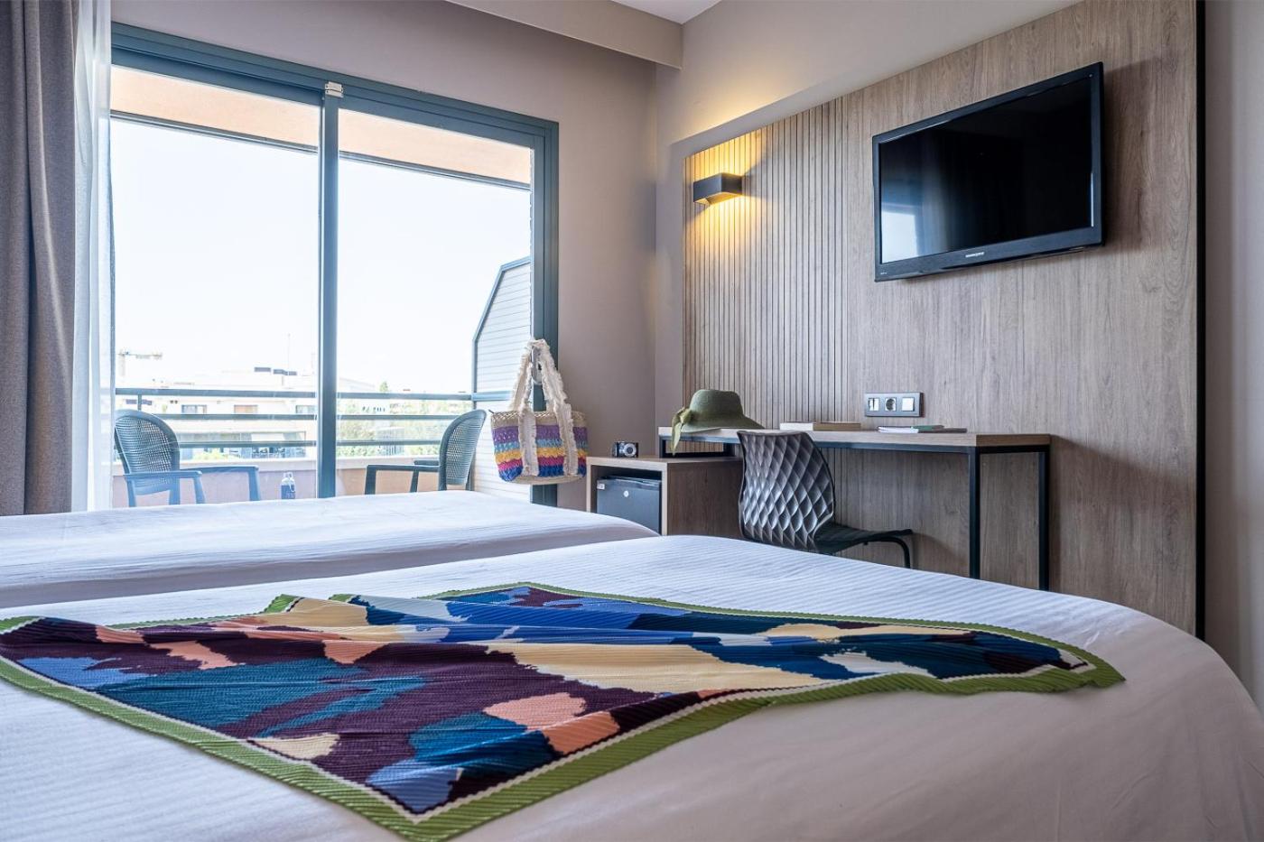 Superior Room with Terrace - Photo 2