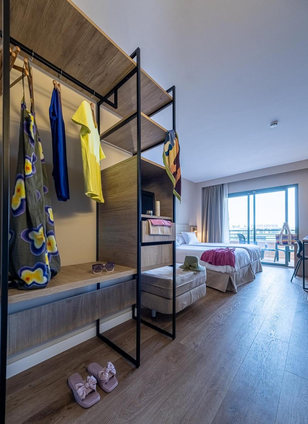 Superior Room with Terrace - Photo 8