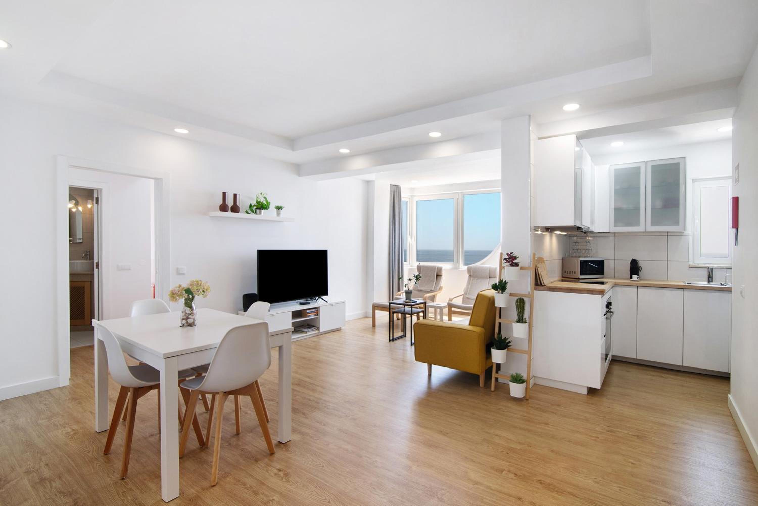 Two-Bedroom Deluxe Apartment with Ocean View