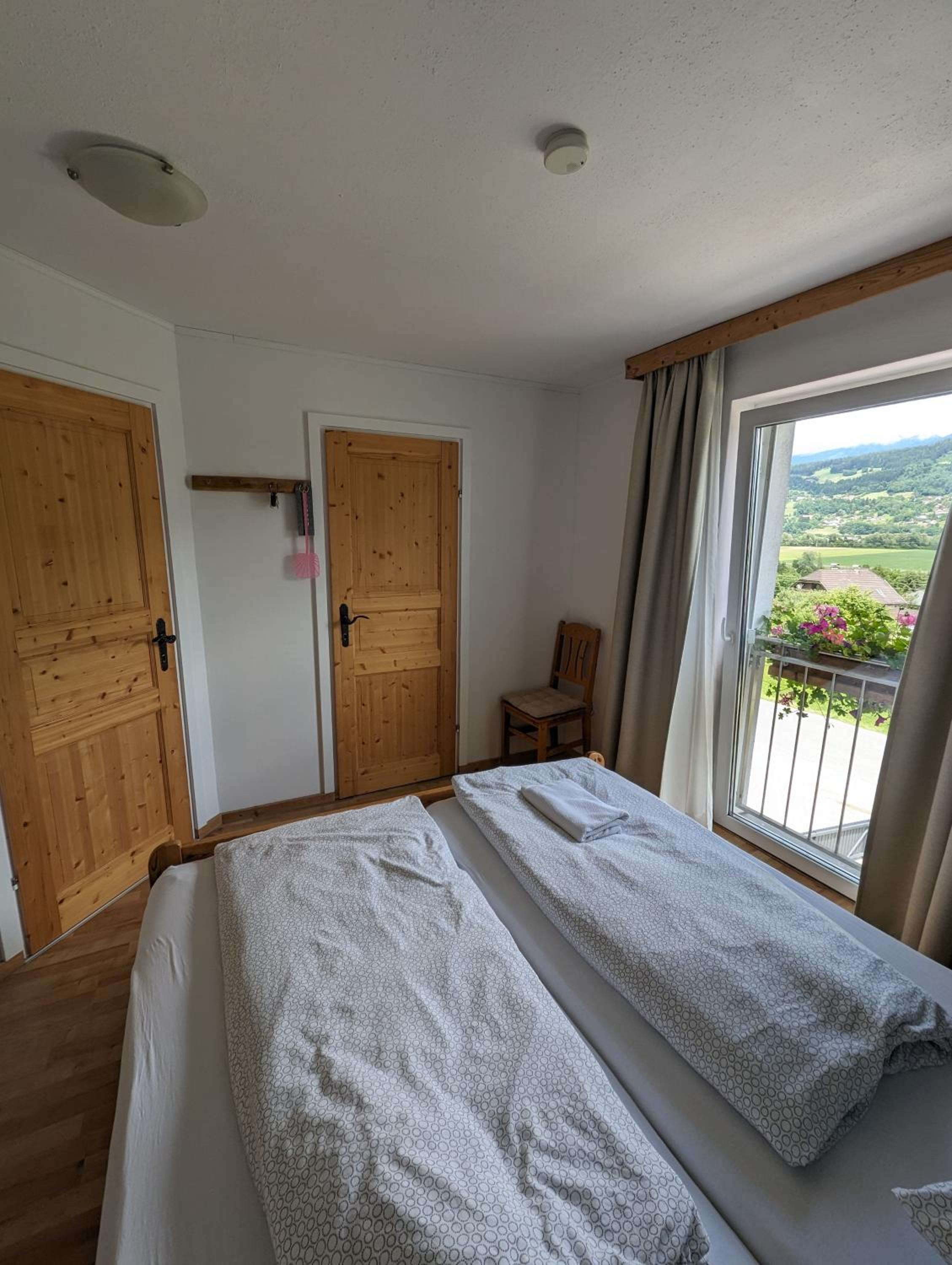 Double Room with Private Bathroom photo 3