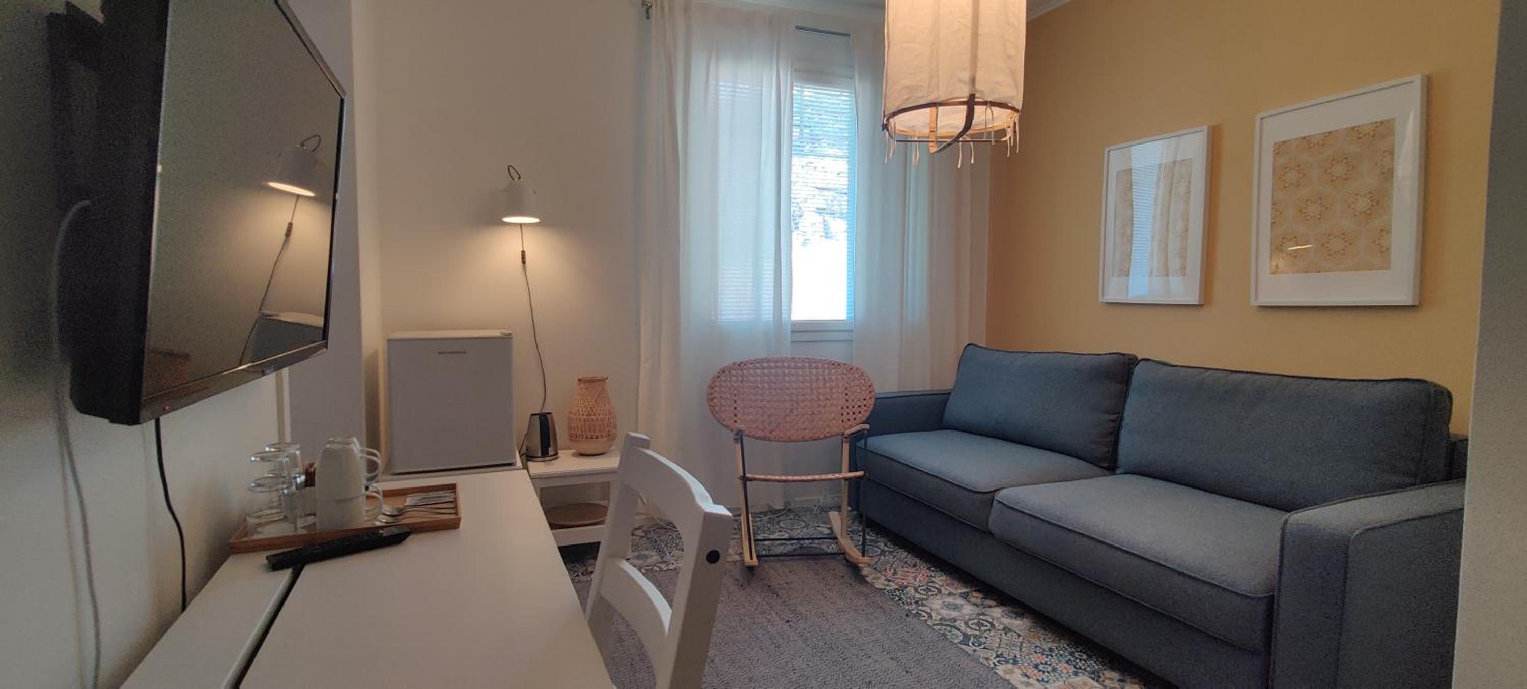 Standard Family Room photo 1