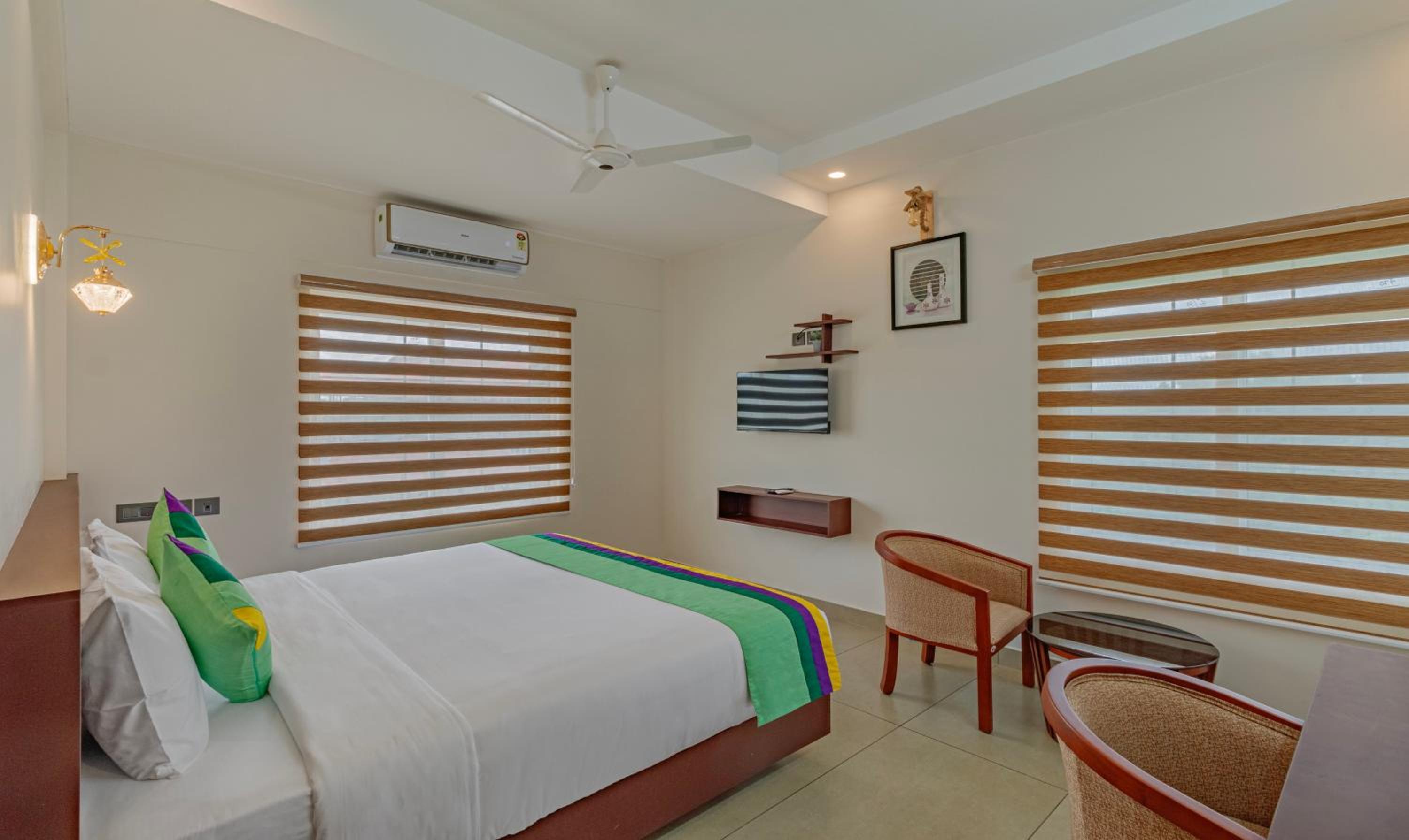 Deluxe Double Room photo 3