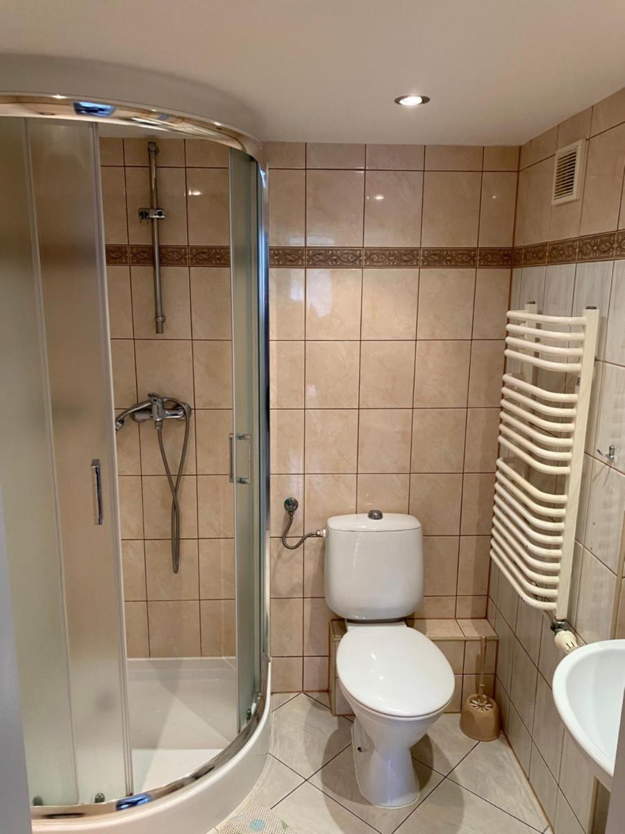 Double Room with Private External Bathroom photo 3