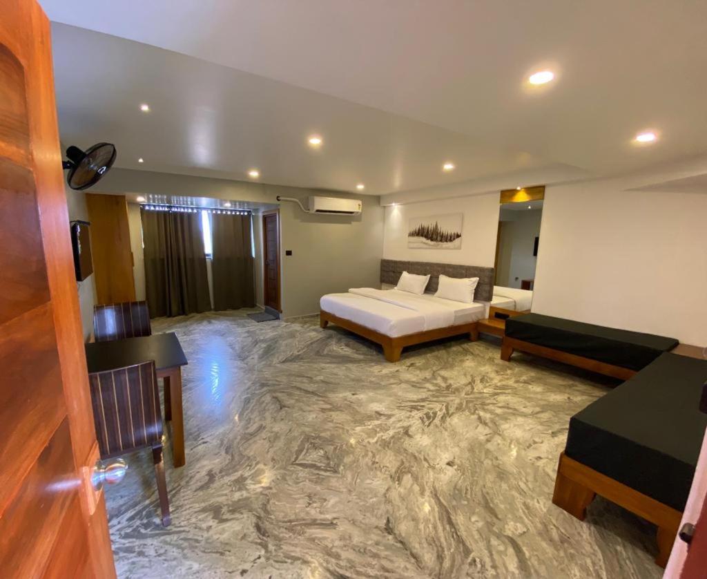 Executive Suite photo 1