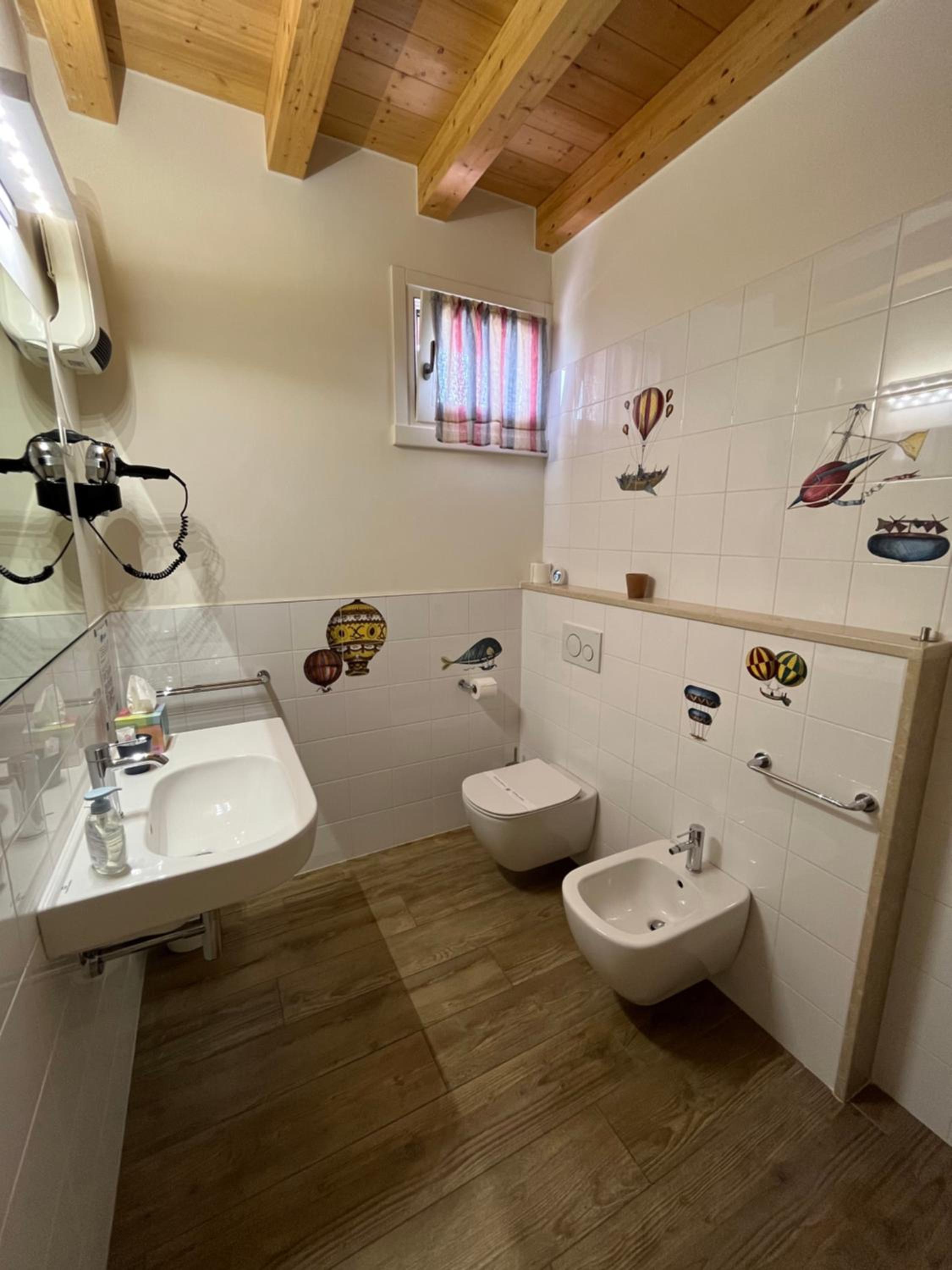 Triple Room - Photo 11