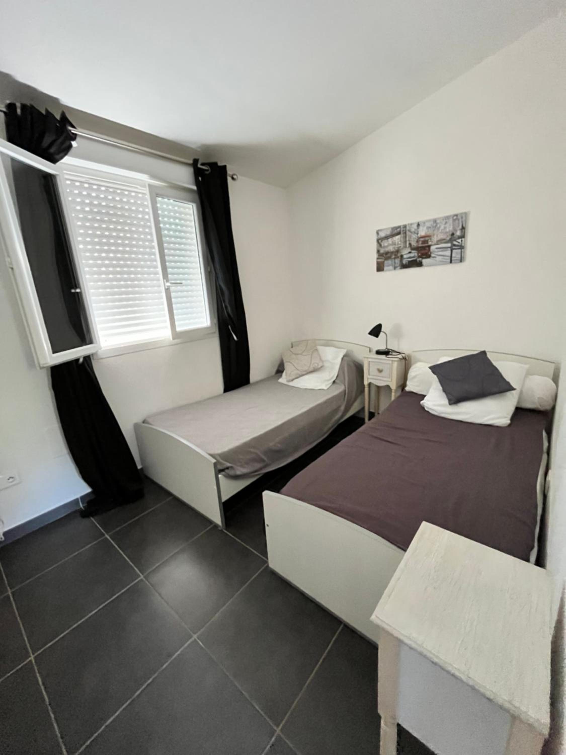 Three-Bedroom House photo 2