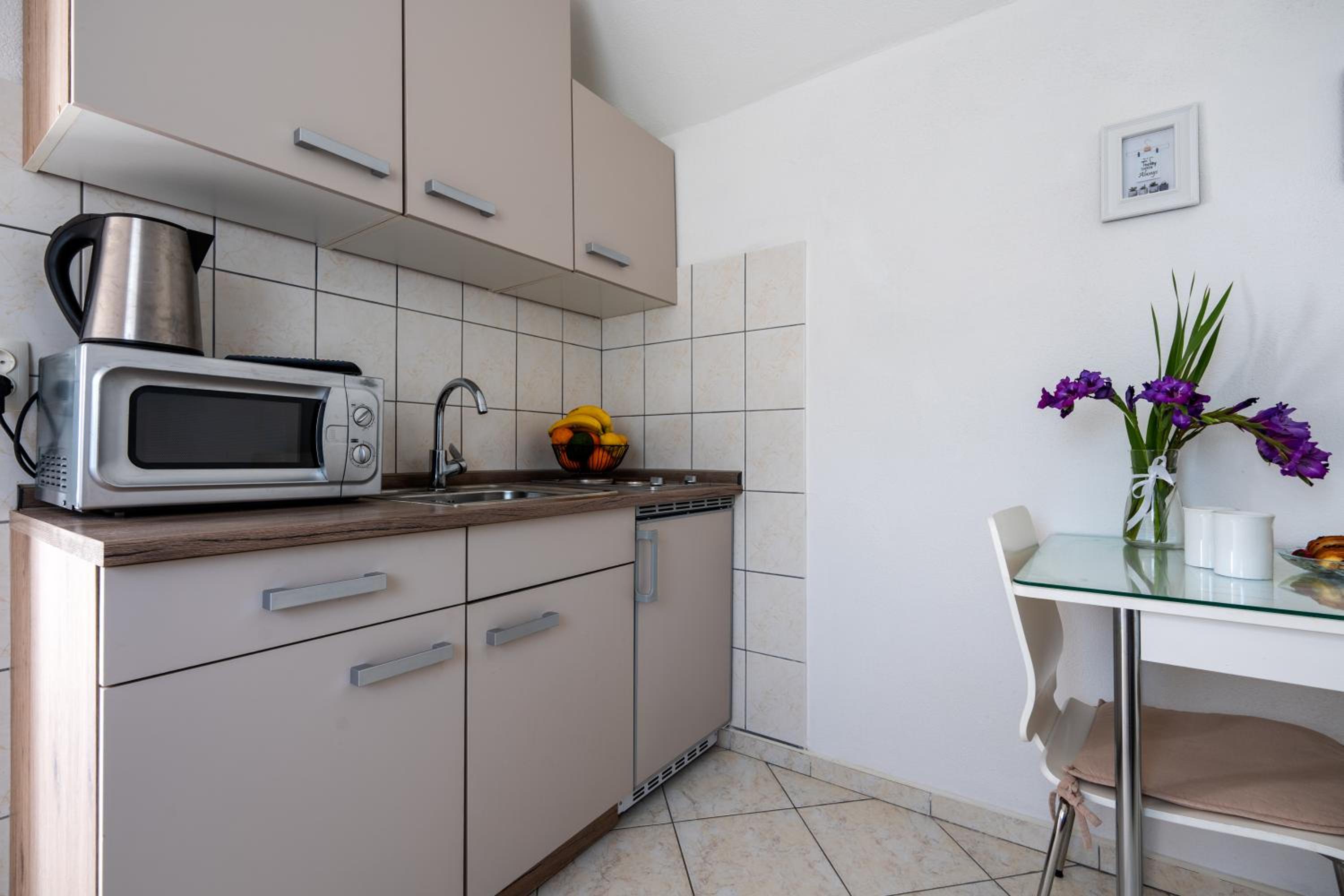 Apartment - Photo 14