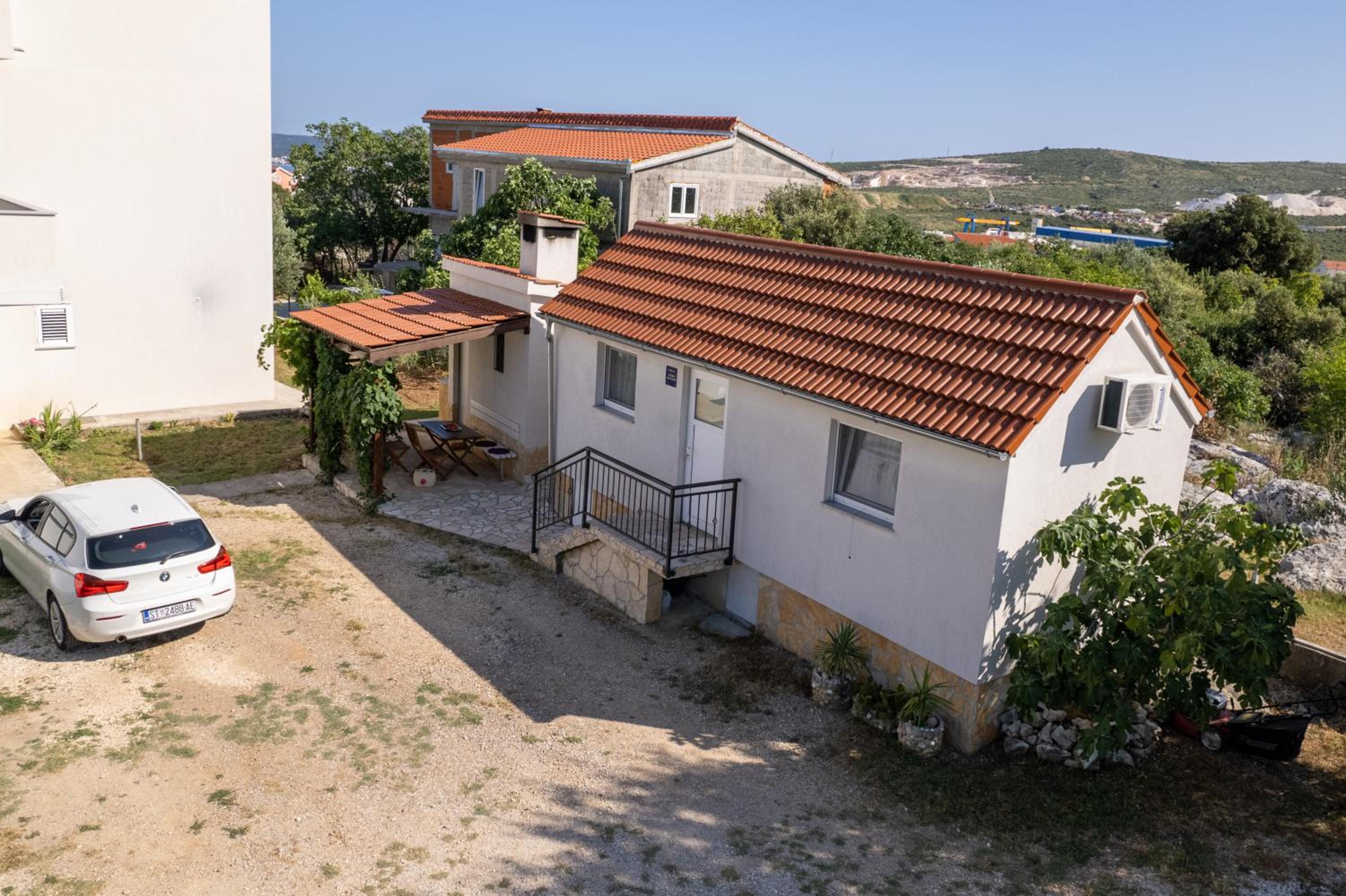 Apartment - Photo 24