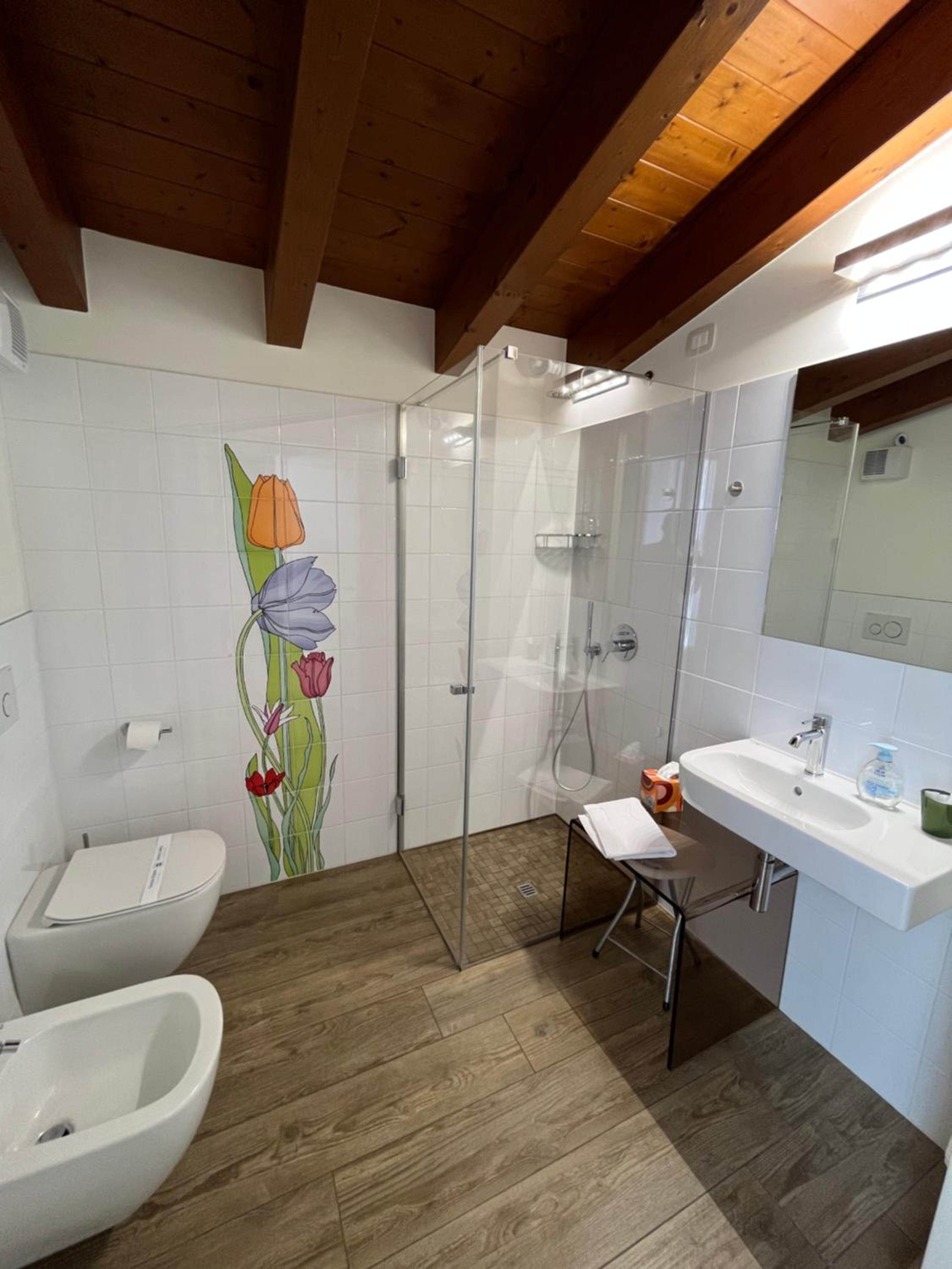 Double Room - Photo 5